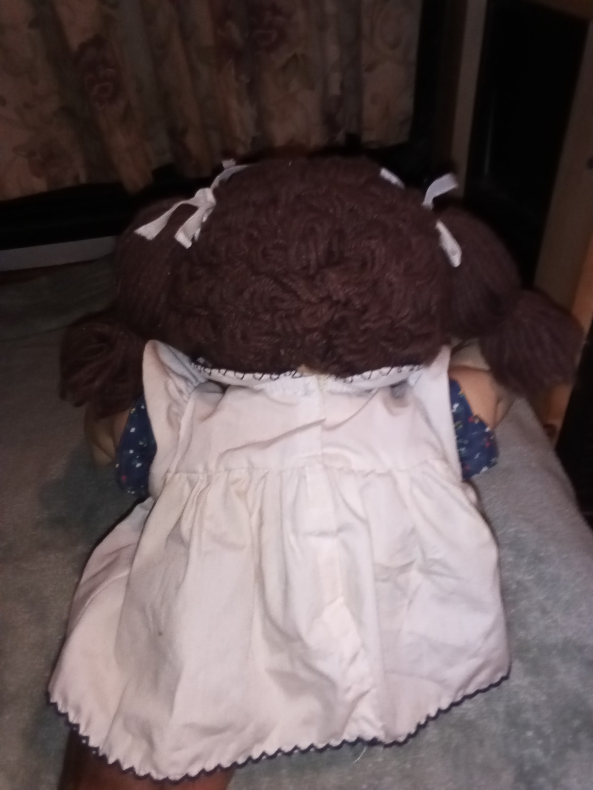 Pre Owned Cabbage Patch Kid Brown Hair And Blue Eyes