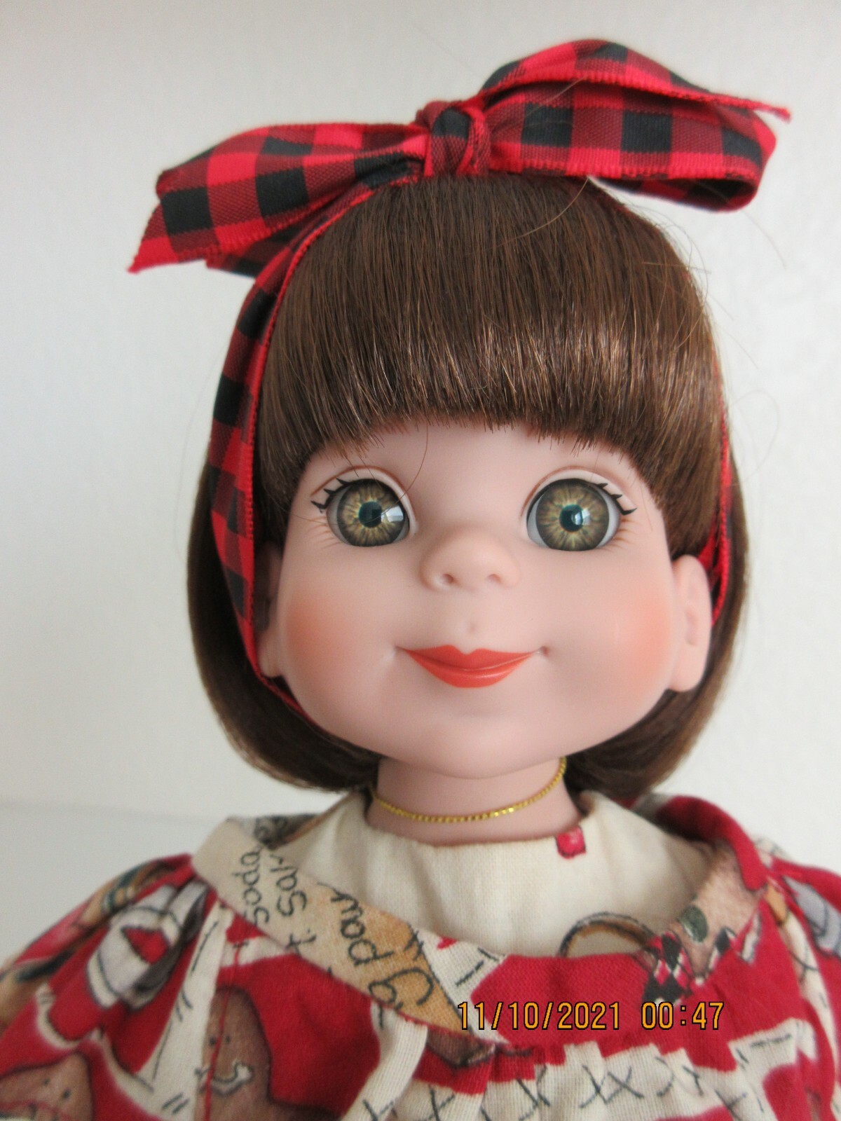 BETSY MCCALL (MAKING GINGER BREAD) BY ROBERT TONNER (RARE & RETIRED)