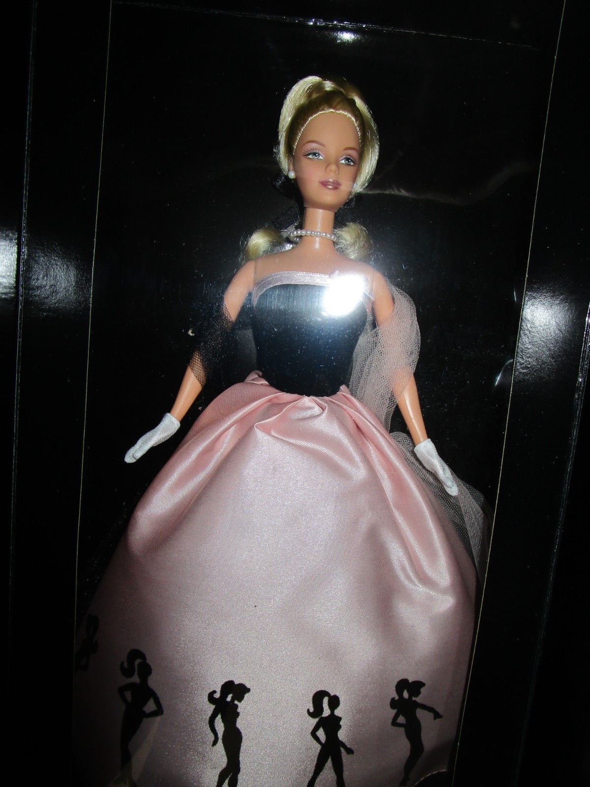 2000 Mattel Barbie Timeless Silhouette #29050 Fashion Toy Doll In Original Box