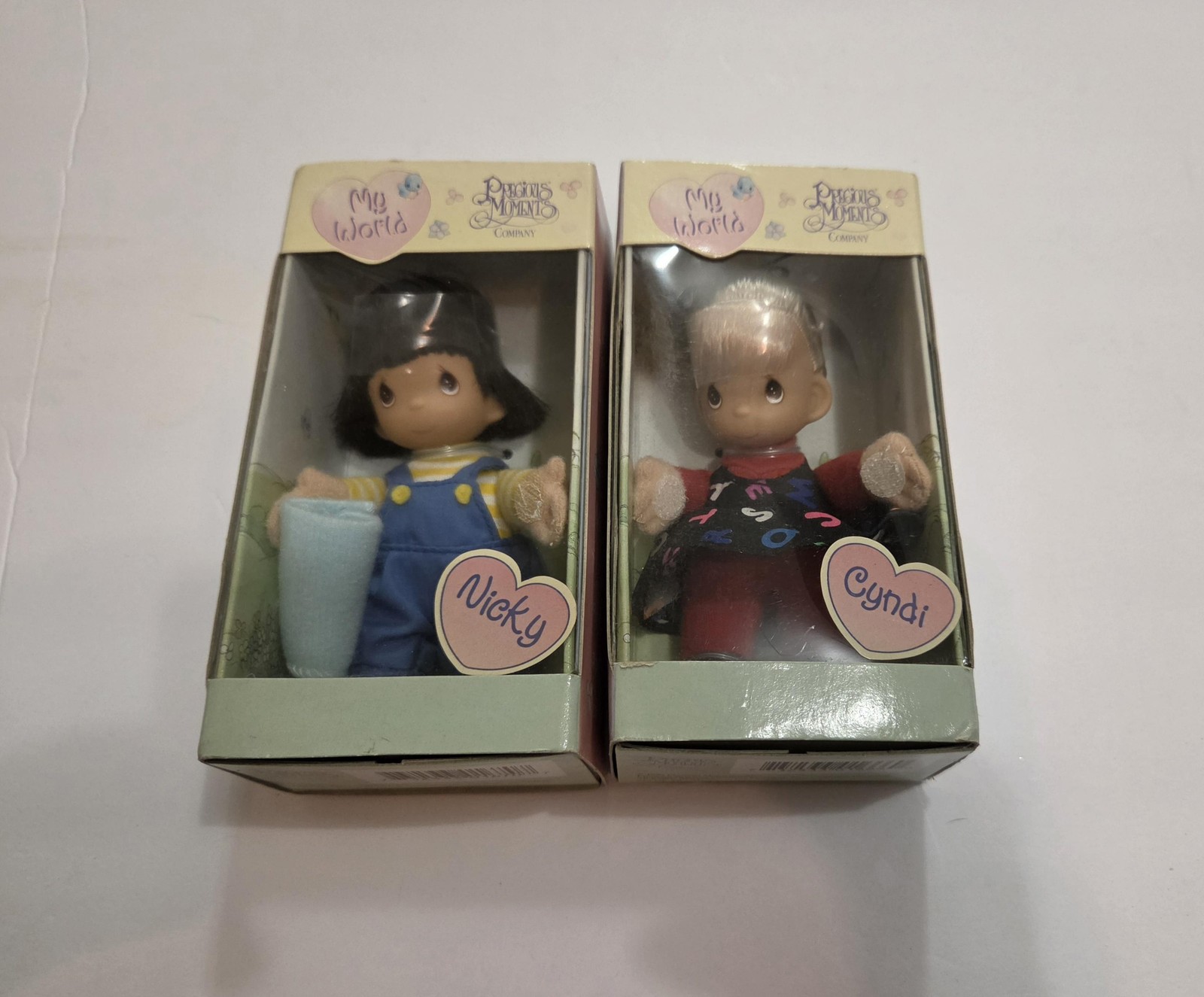 Vintage Precious Moments My World Nicky & Cyndi Mini Vinyl Dolls 1999 Boxed Set