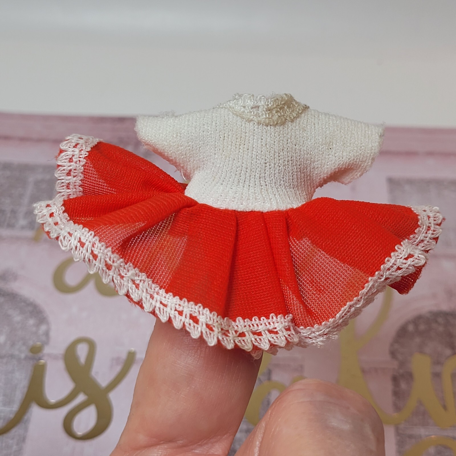 Vtg Strawberry Shortcake? Or Clone Doll Red Comb/Cowgirl Outfit/Dress/ 2 Hangars