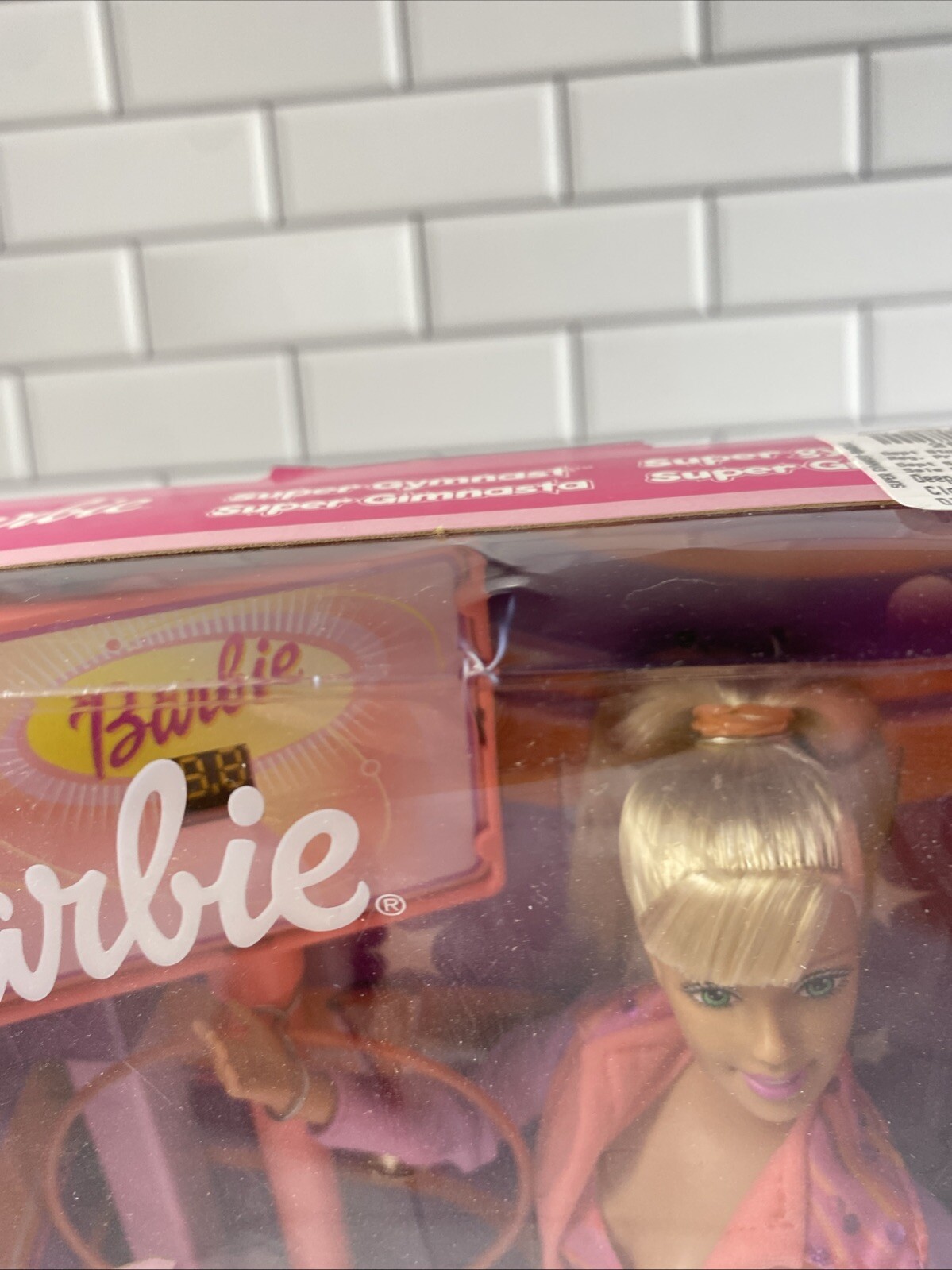 2001 Super Gymnast Barbie Doll Play Set 2001 Mattel #55290 NIB NRFB