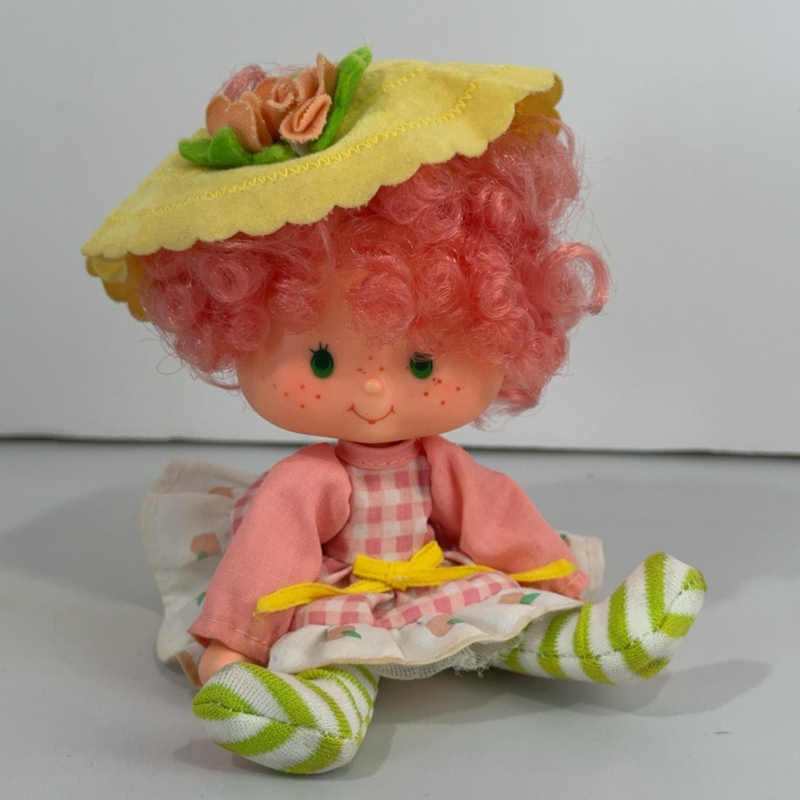 Vintage Strawberry Shortcake Peach Blush Party Pleaser Doll Outfit Hat Leggings