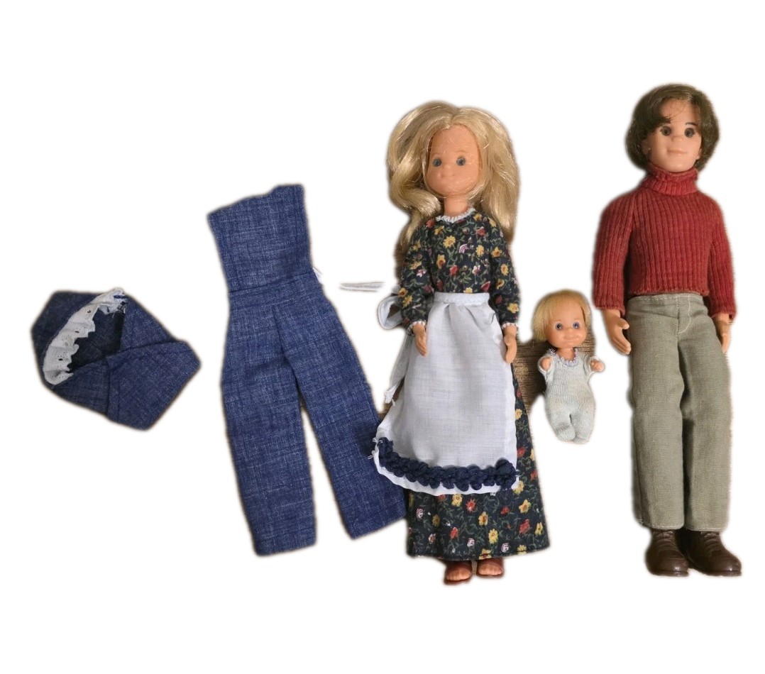 1973 Vtg Mattel The Sunshine Family Mom Dad Baby Doll Original Outfits,Shoes +