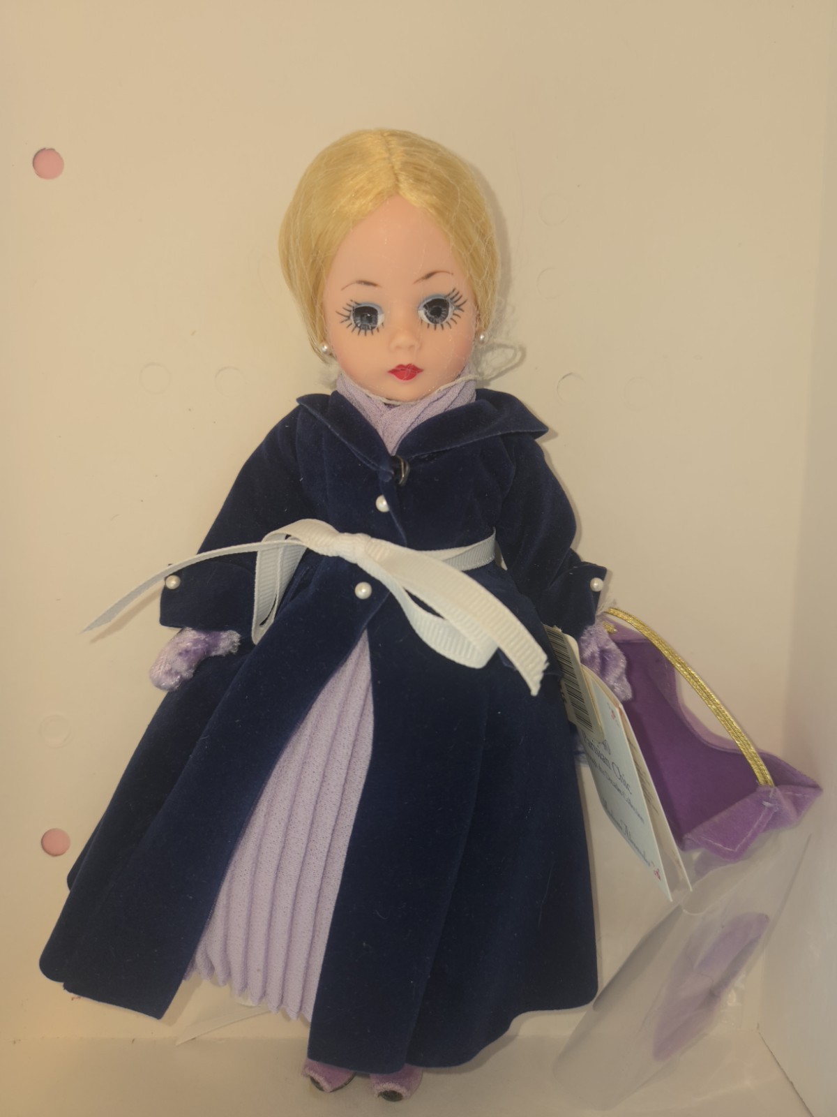 Madame Alexander 1940 Parisian Chic Doll #17770 LE 2200 NRFB SHIPS FREE