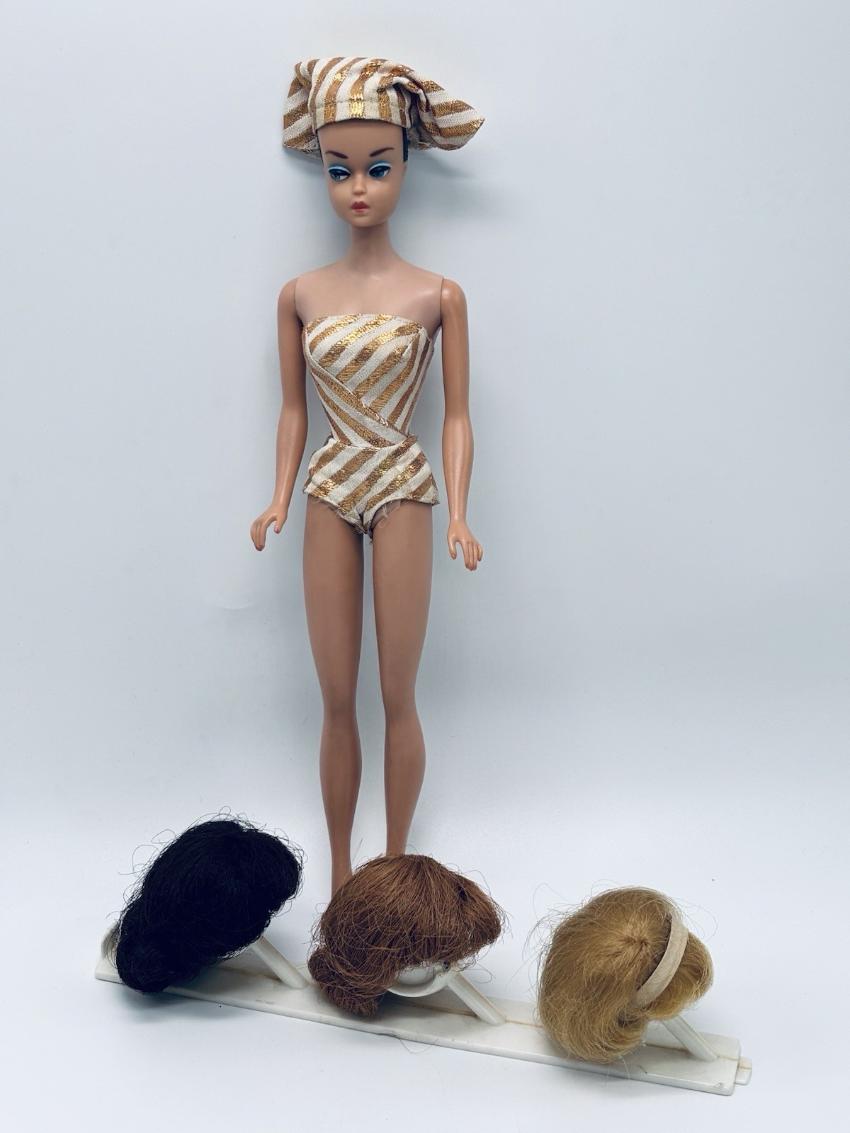 Vintage Fashion Queen Barbie Doll Wigs Stand Swimsuit Turban