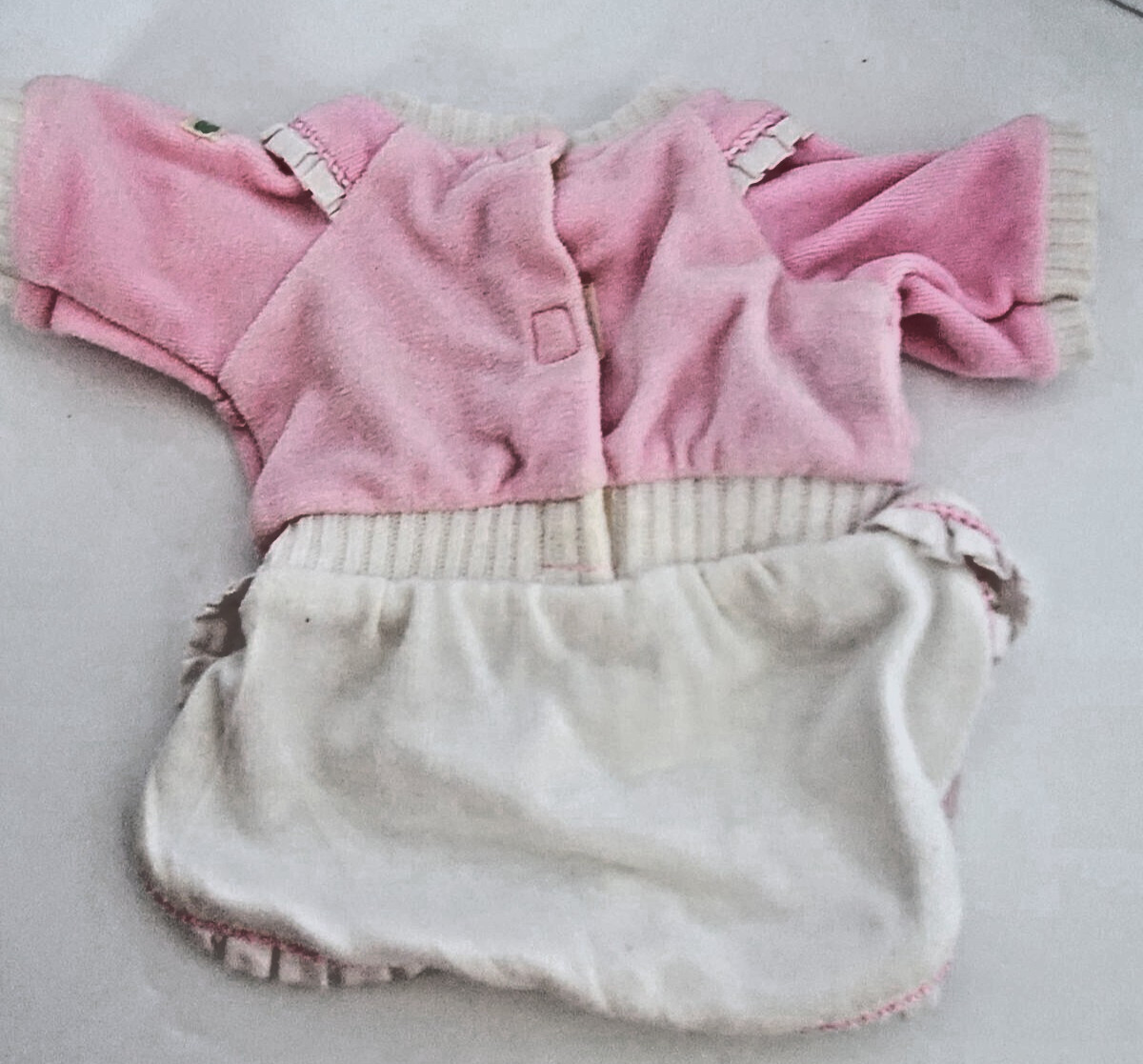 VTG 1984 Cabbage Patch Kids Doll Curly Dark Brown Hair Light Brown Eyes w/Outfit