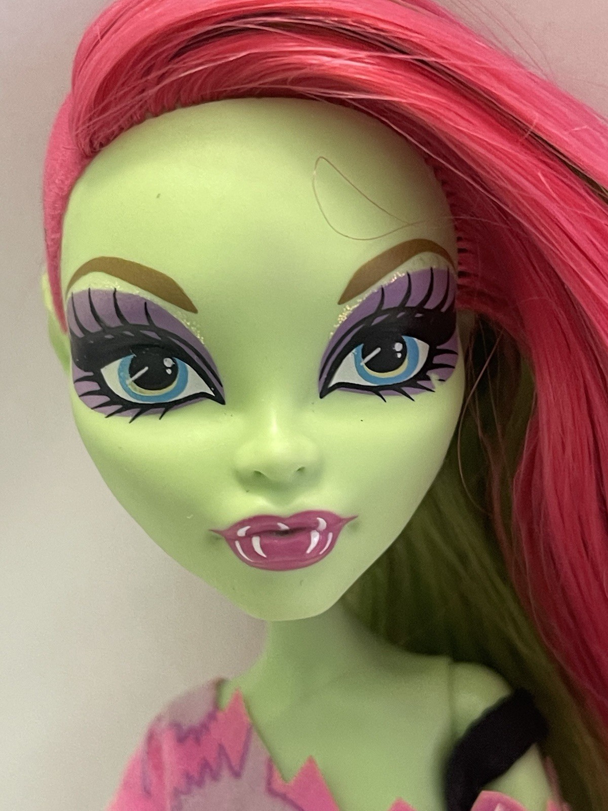 Monster High Venus McFlytrap Music Festival Doll 2012