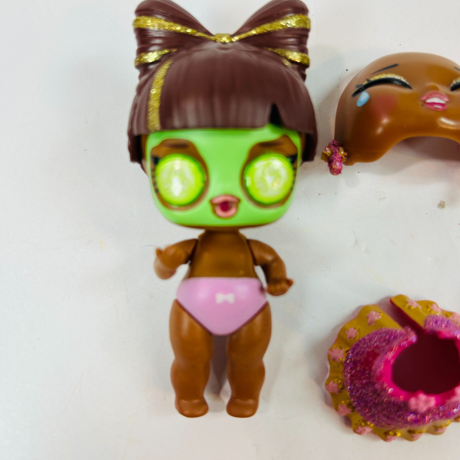LOL Surprise Royal Bee Royal Beauty Day to Night Spa Doll w/ Removable Faceplate