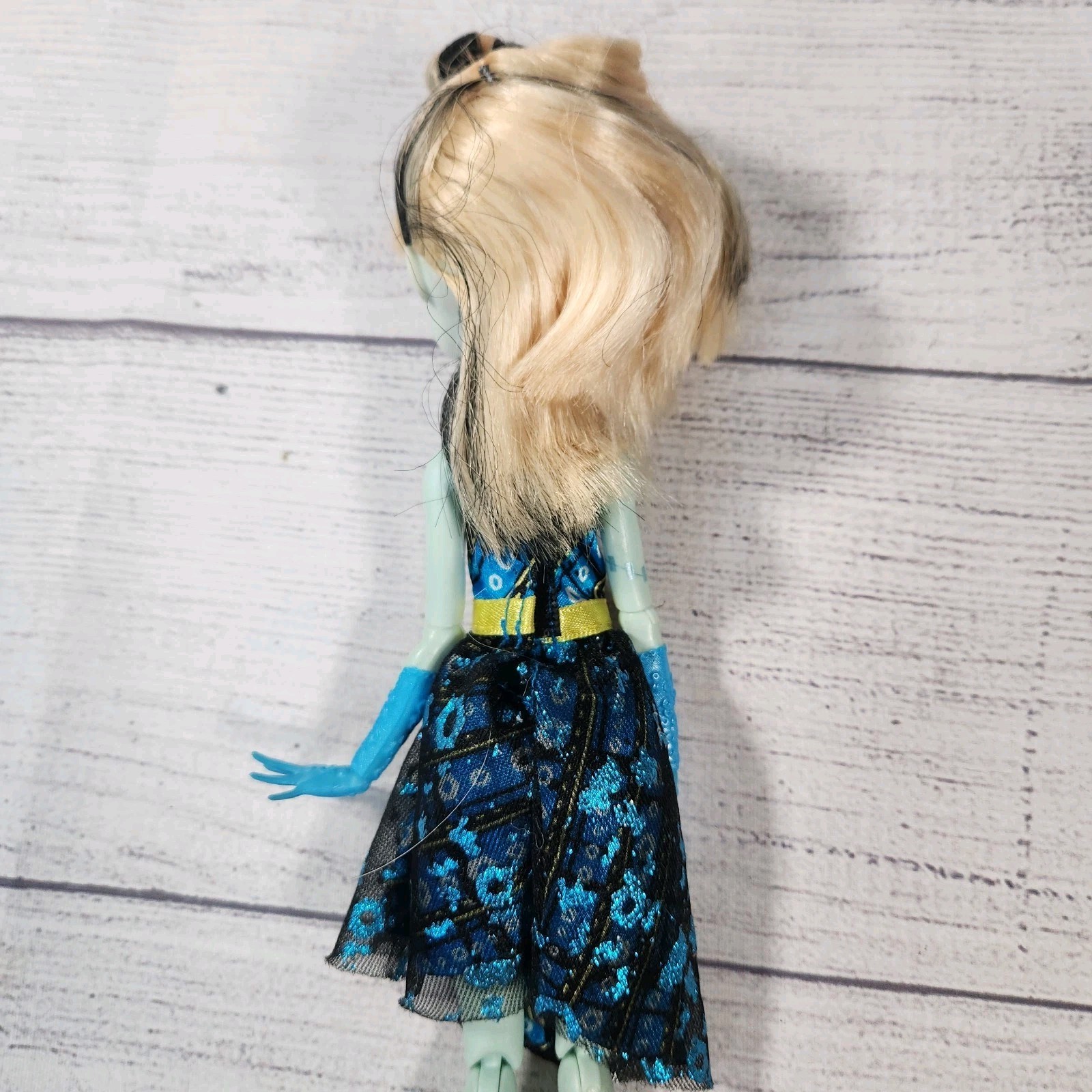 Monster High Frankie Stein Doll Welcome To Monster High Photo Booth Ghouls 2015