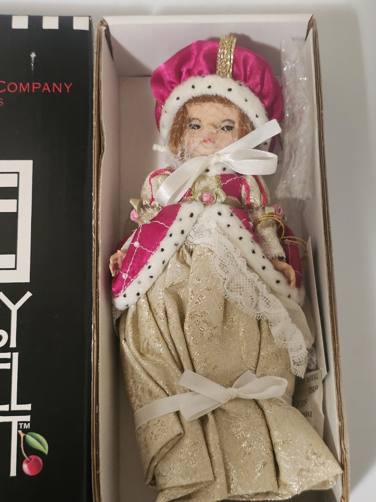 Tonner 8″ Tiny Ann Estelle Once Upon a Time Doll, Mary Engelbreit collection NS