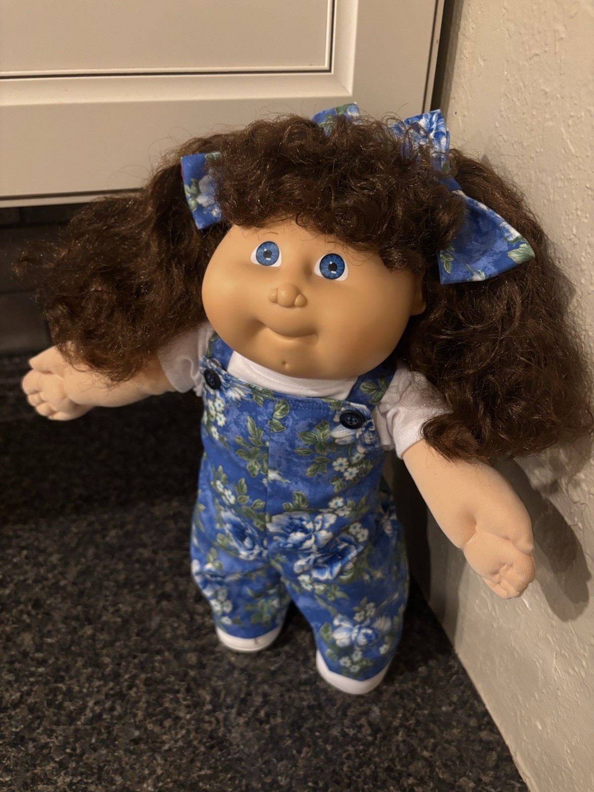 Cabbage Patch Kid Cornsilk Designer Line brown curly hair blue eyes overalls