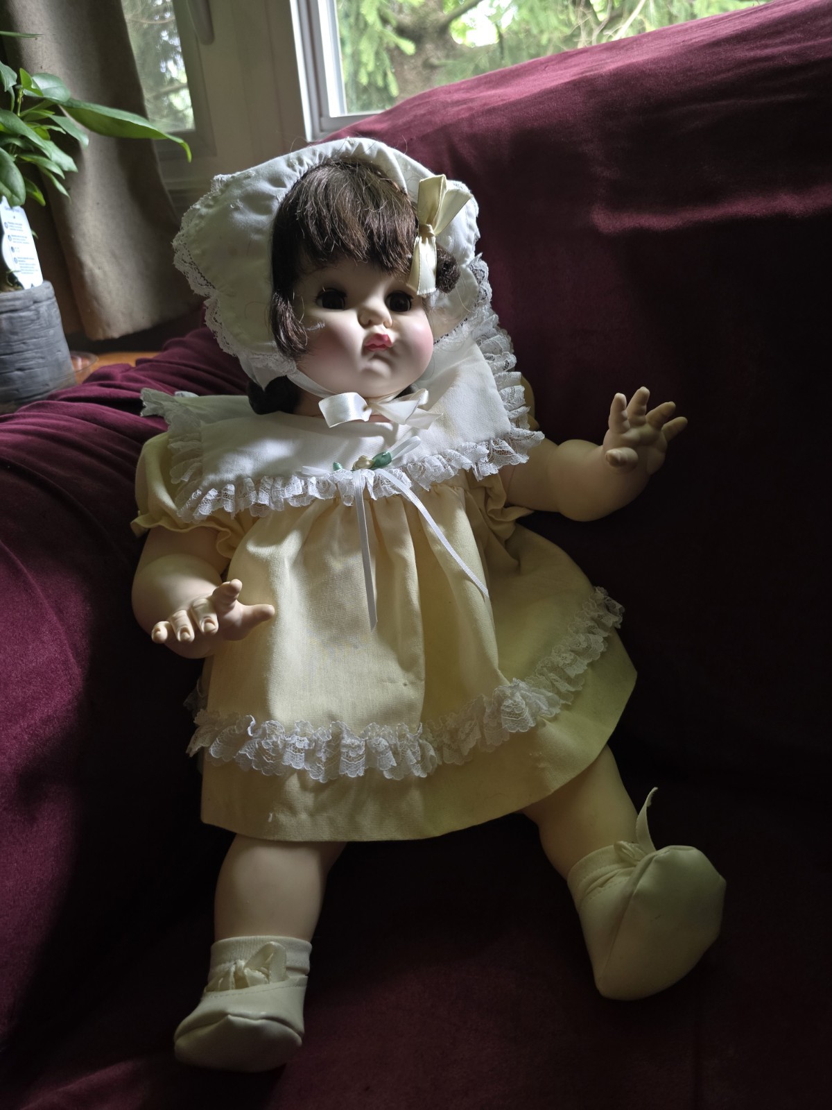 Vintage 1965 Madame Alexander Puddin Doll Brunette 20” (MUTE)