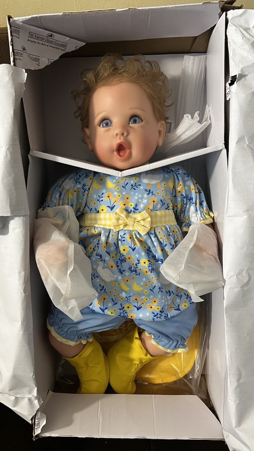 Ashton-Drake So Truly Real Interactive Baby Doll “Singing in The Rain” By Murray