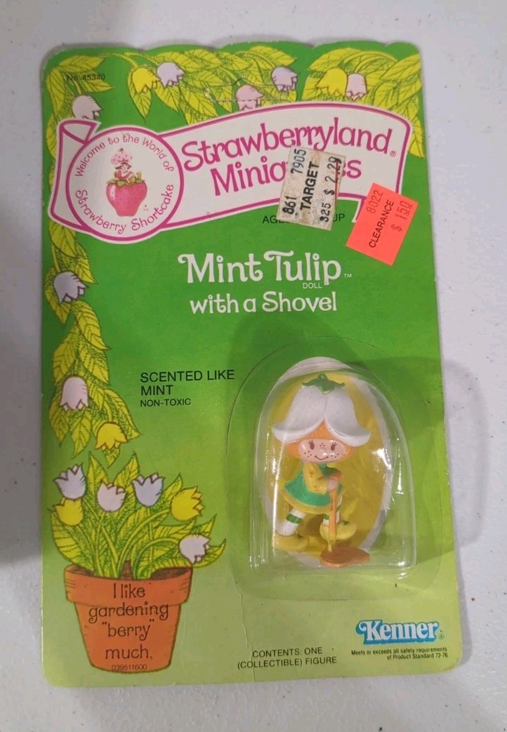 Strawberryland Miniatures MINT TULIP WITH A SHOVEL Scented Figure 1982 Kenner