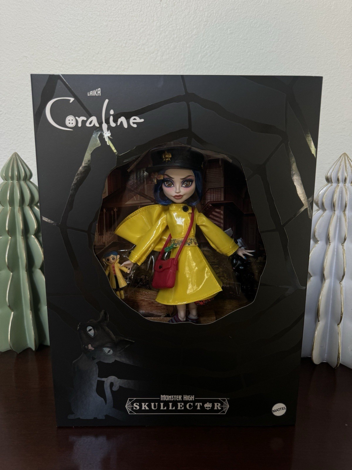 Monster High Doll Coraline Skullector Collectors Limited Edition NEW
