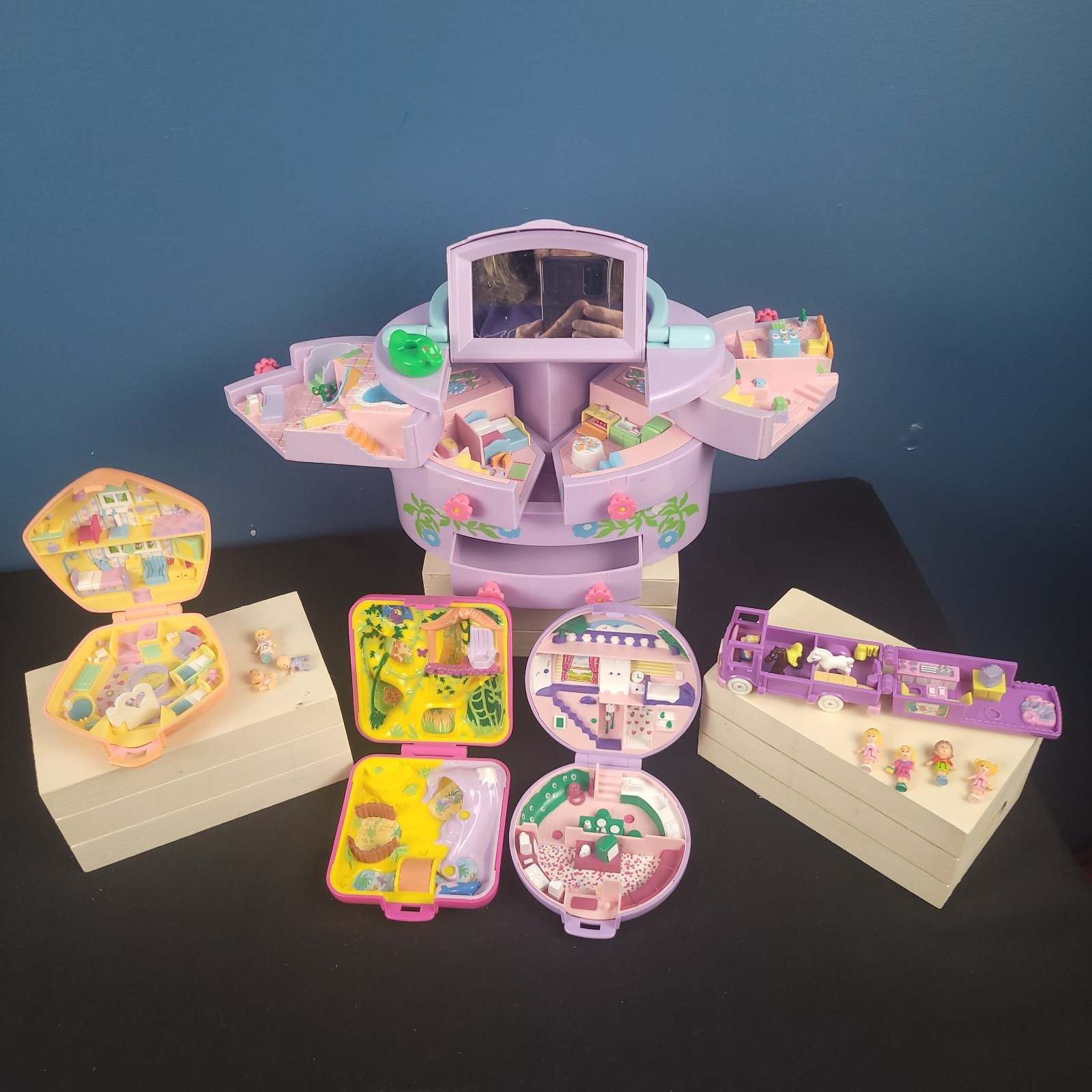 Bluebird Polly Pocket 90’s LOT Pullout Playhouse Zoo Nursery Flat Stable figures