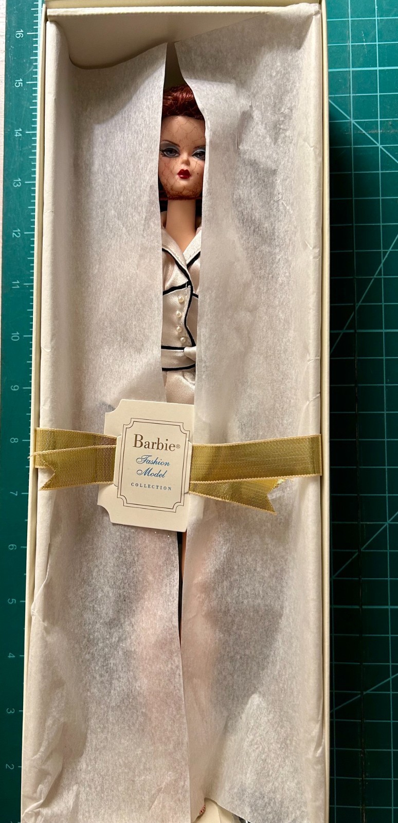 Barbie Fashion Model Collection Suite Retreat New In Box Genuine Silkstone Body