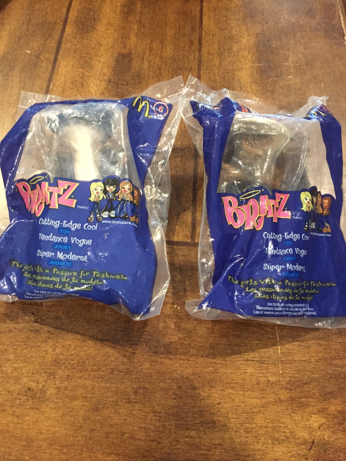Bratz Dolls McDonald’s Happy Meal Toys 2003 Lot of two 5″ Bratz dolls #5 & #6
