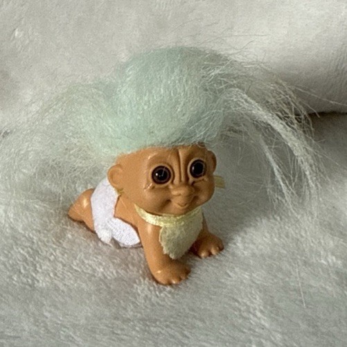 RUSS Troll Doll 2″ Crawling BABY With Light Blue Hair, Bib, And Diaper