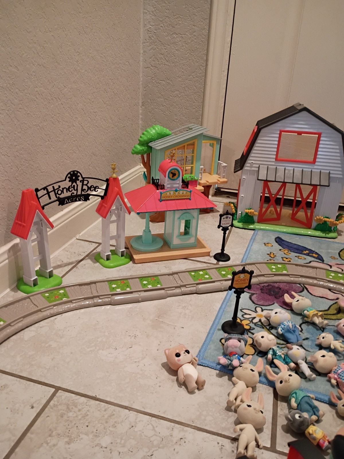 Honey Bee Acres Lot