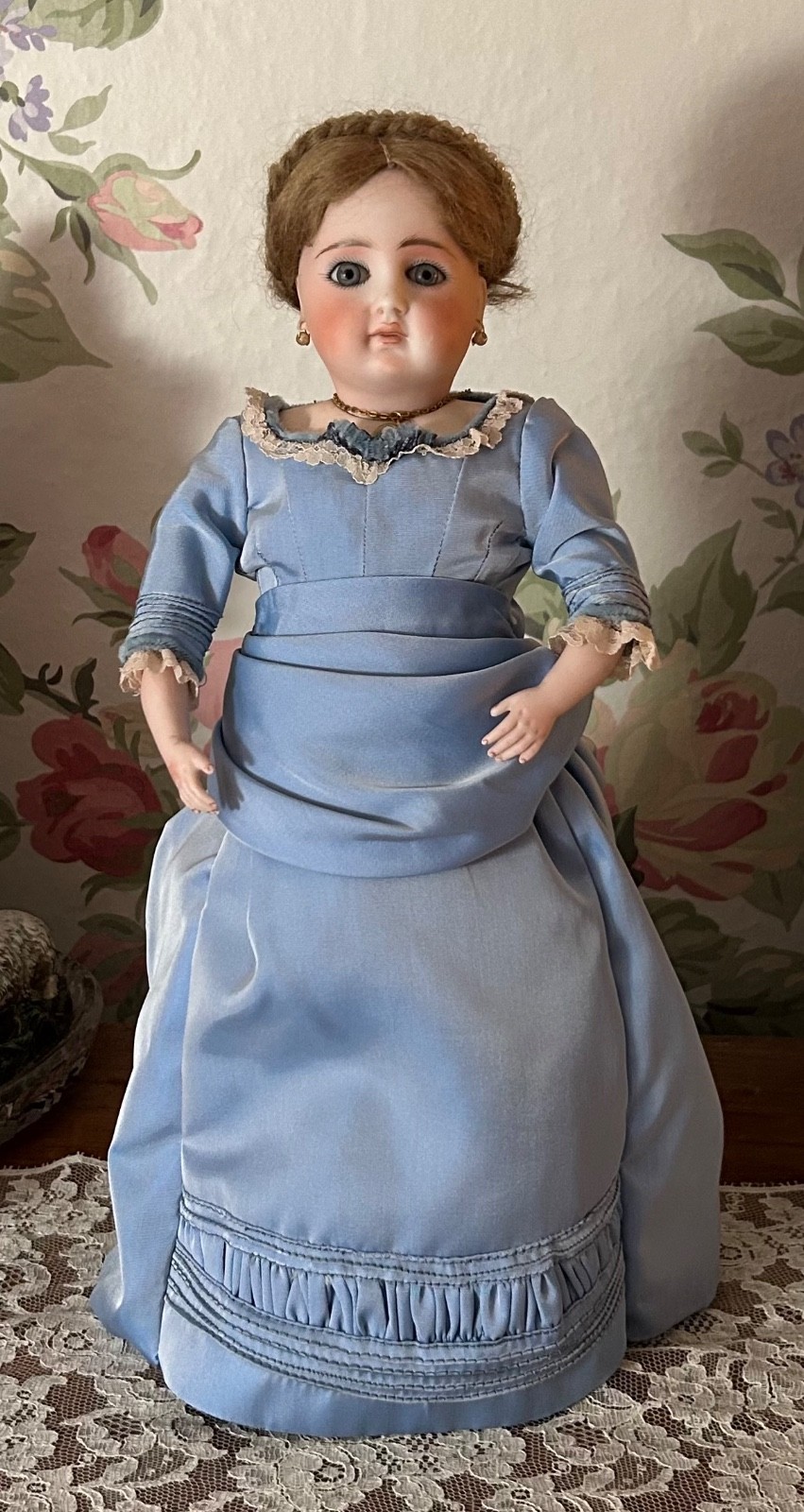 17 inch 1880’s Early German Fashion Lady Doll possible Kestner