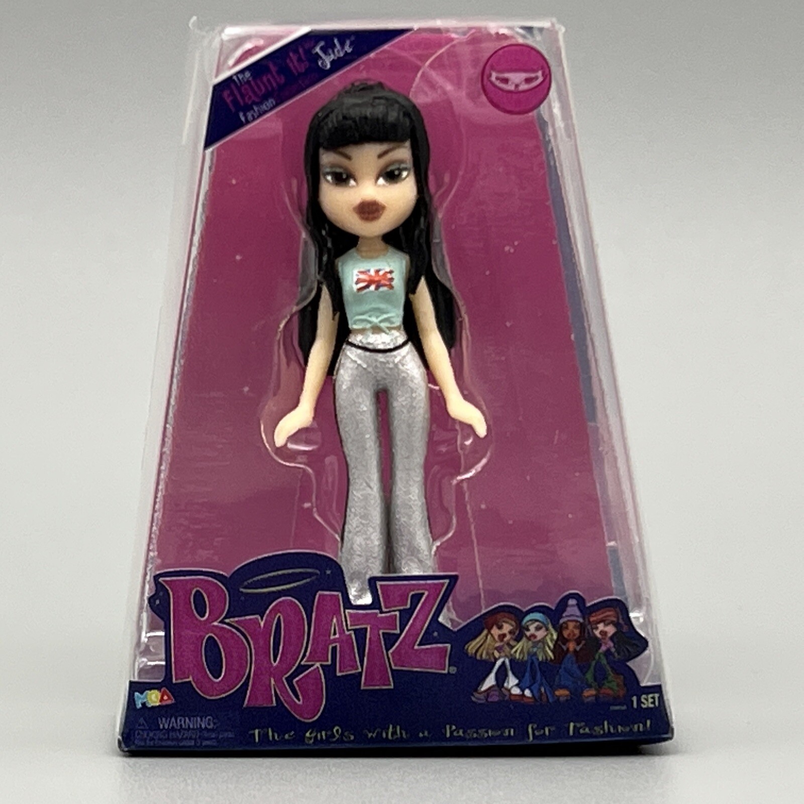 Mini Bratz Flashback Minis Flaunt It JADE OPENED Doll and Half Shell Stand Read