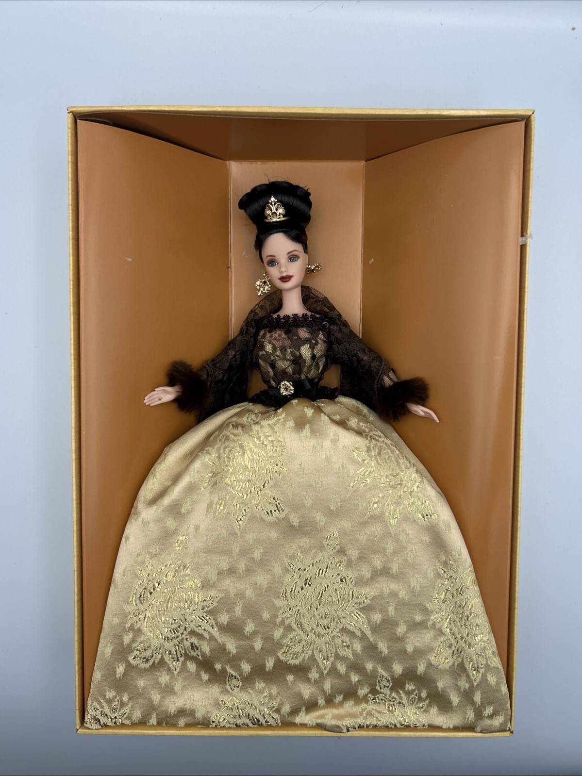 Oscar de la Renta Barbie 1998 Limited Edition Doll Mattel 20376 NRFB Brunette
