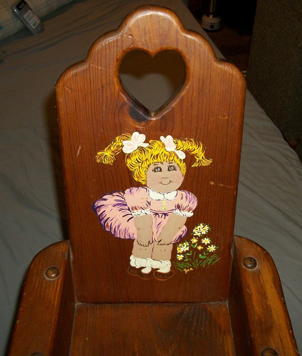 VINTAGE HANDPAINTED CABBAGE PATCH ART DOLL WOOD ROCKING CHAIR OLD FARM ESTATE