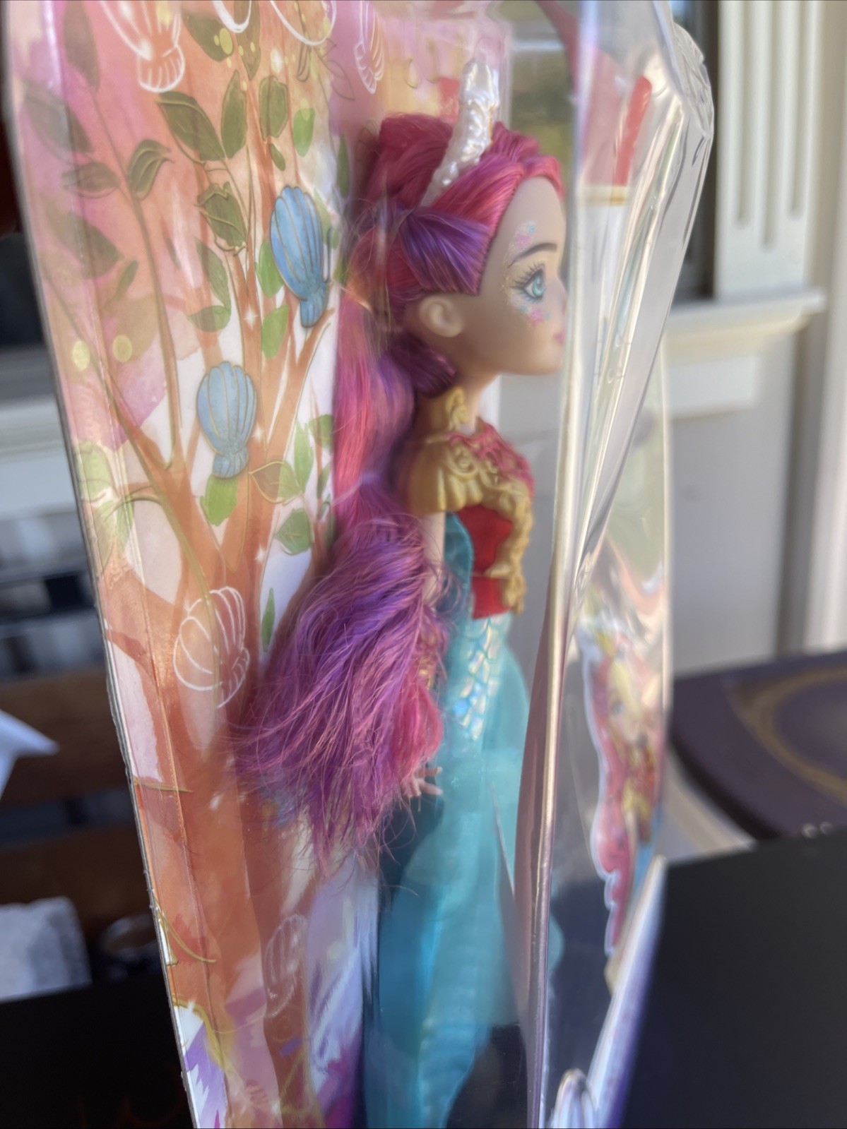 Ever After High Meeshell Mermaid Daughter of Ariel Doll ! Damage Box!