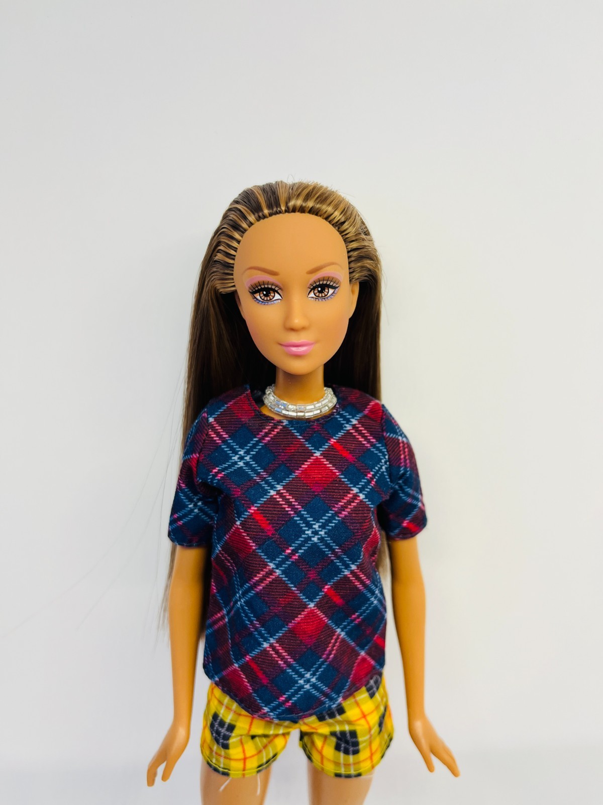 2004 Fashion Fever Kayla Barbie Doll, Wave A #H0651