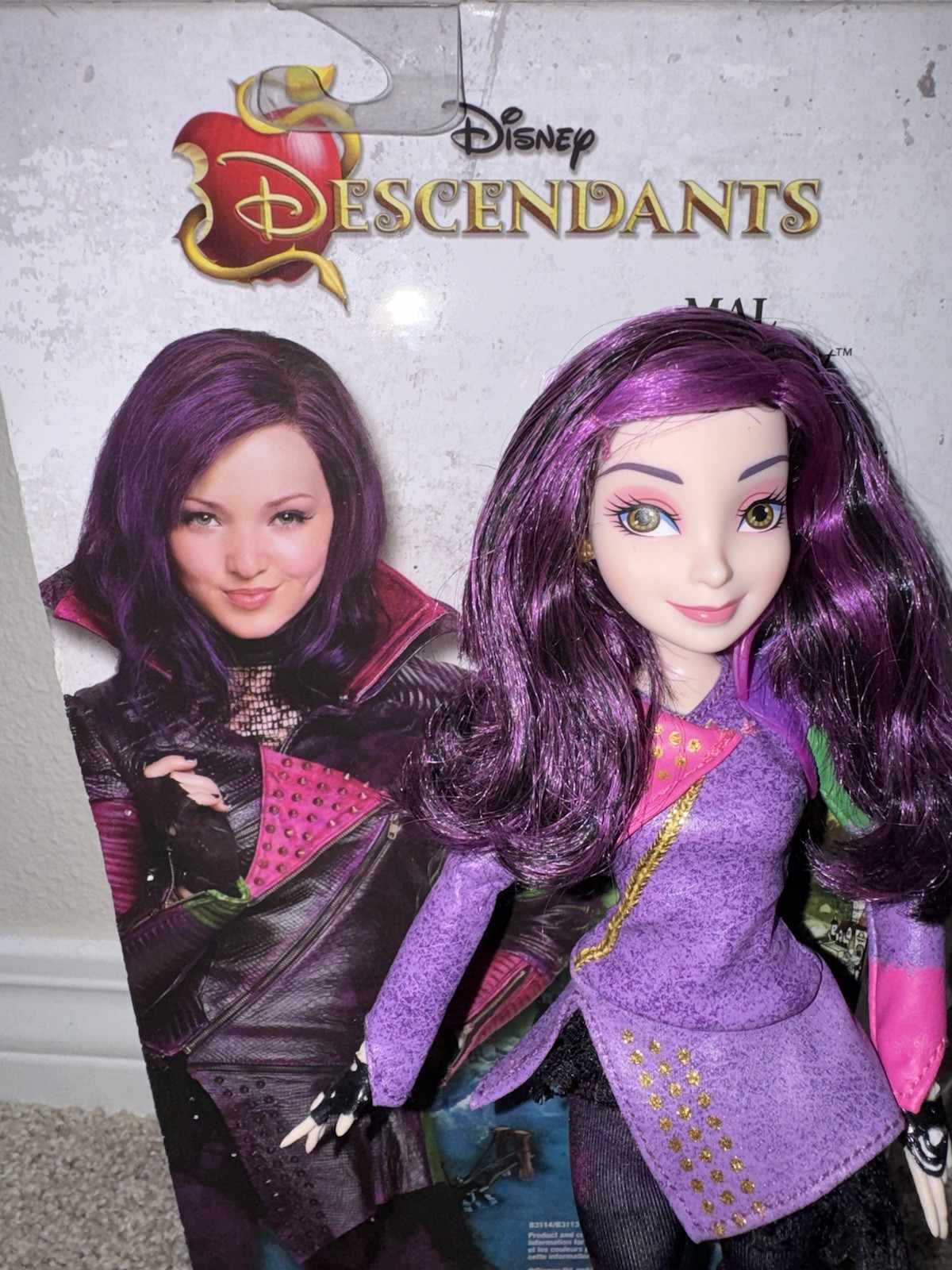 (HASBRO 2015) Disney Descendants Mal & Evie Signature Fashion Dolls (COMPLETE)