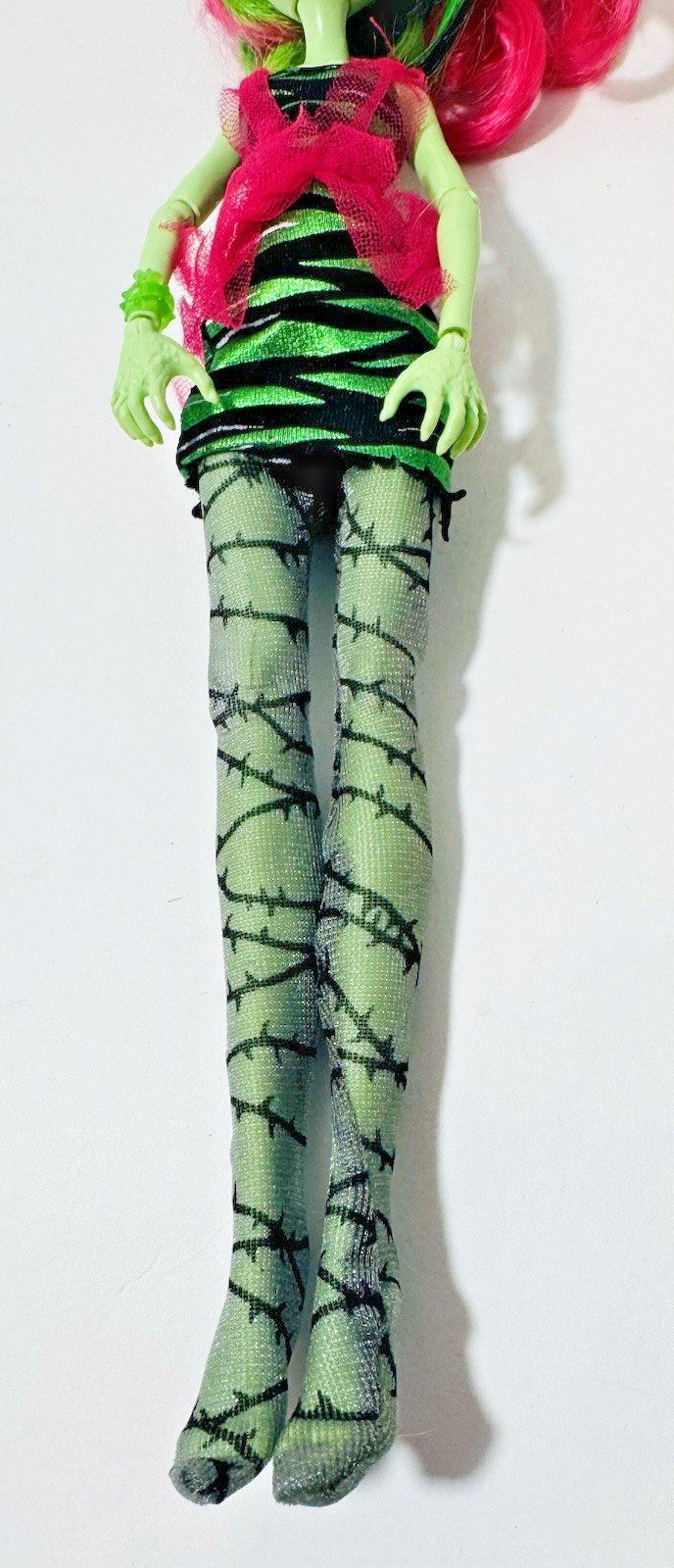 Monster High Zombie Shake Venus McFlytrap Doll PLZ READ