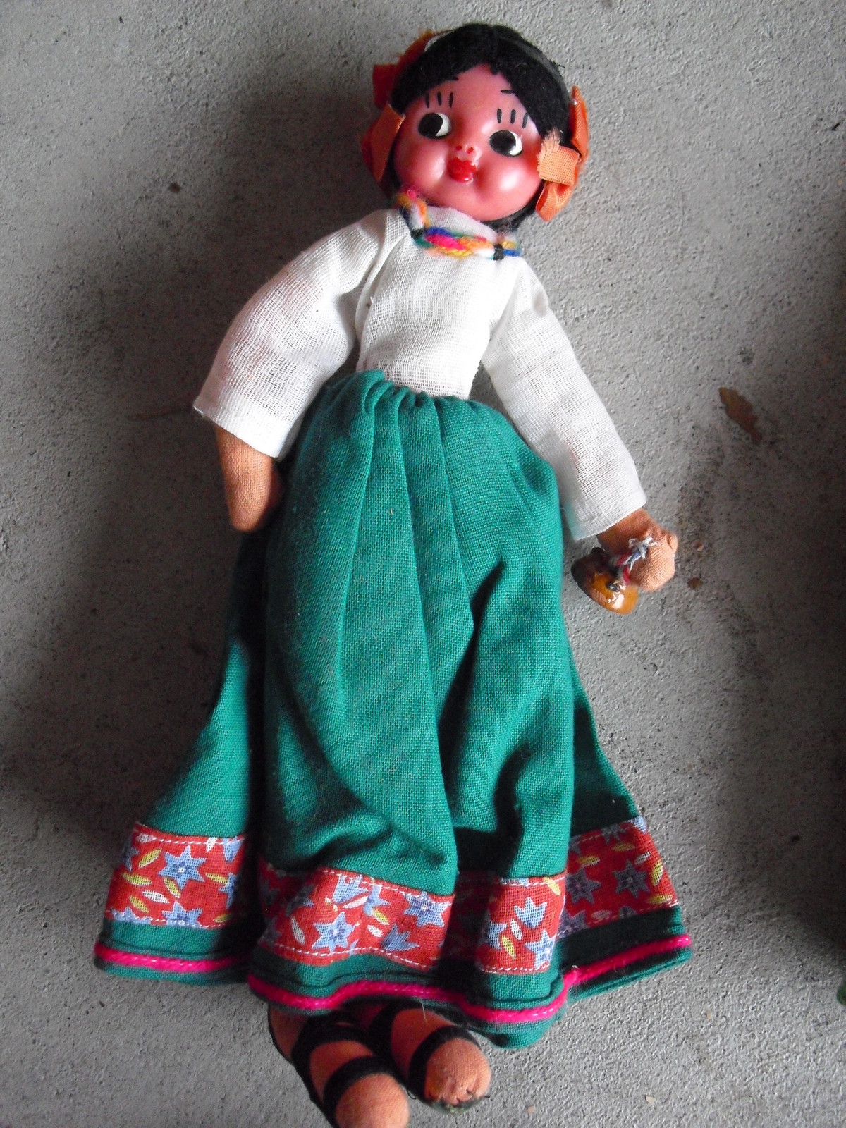 Vintage 1960s Cloth Plastic Head Ethnic Mexican Girl Character Doll 9 1/2″ Tall