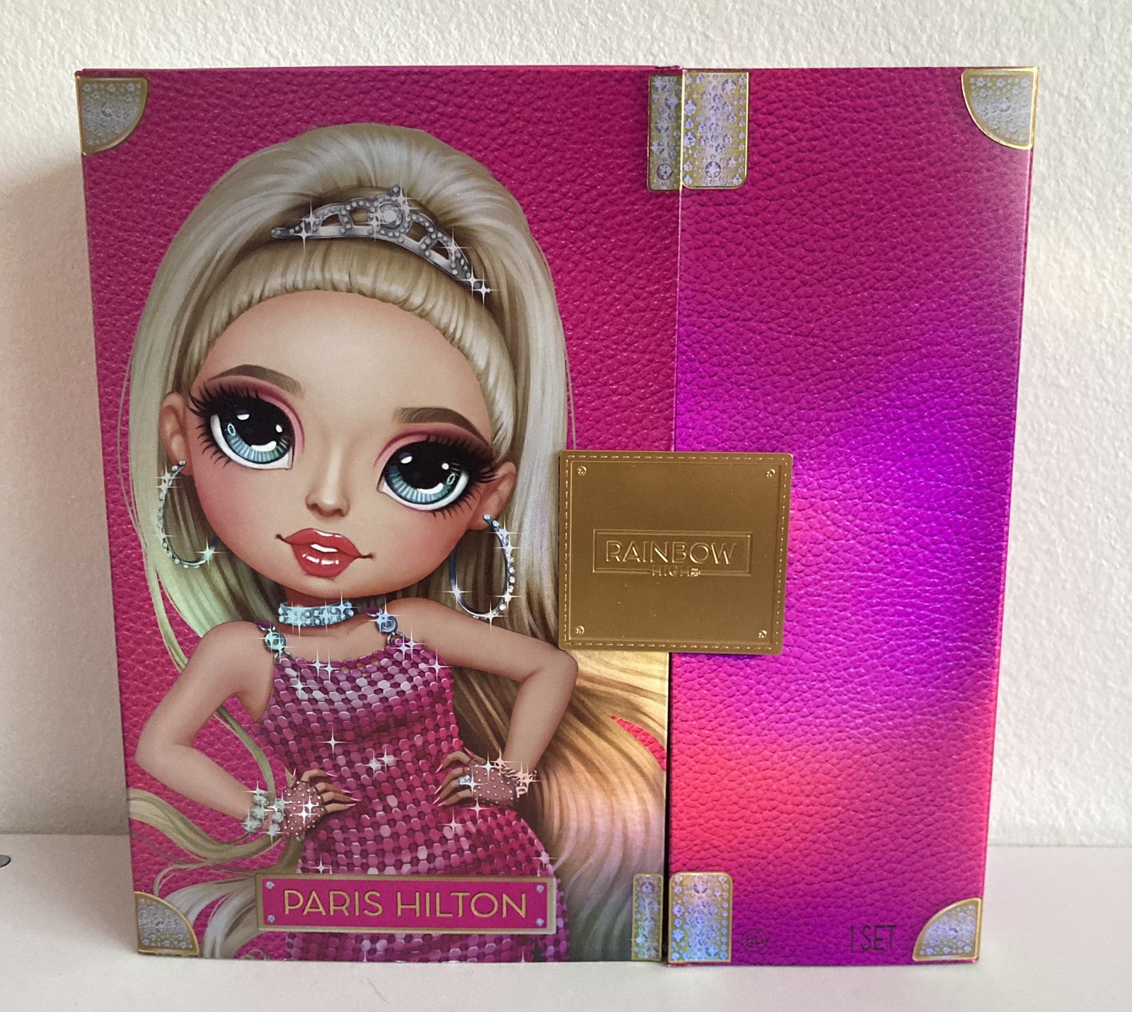 Rainbow High Paris Hilton Premium Edition Collector Doll NIB NEFB HTF