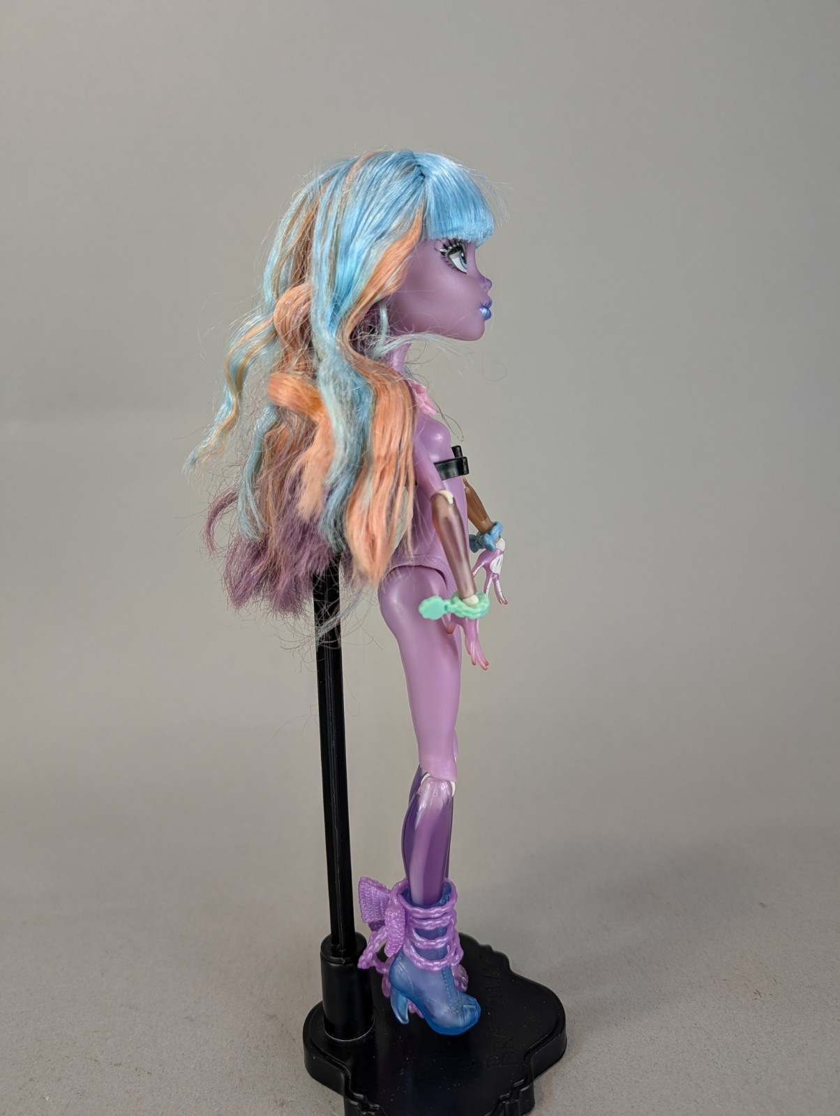 Monster High Haunted Student Spirits River Styxx Doll