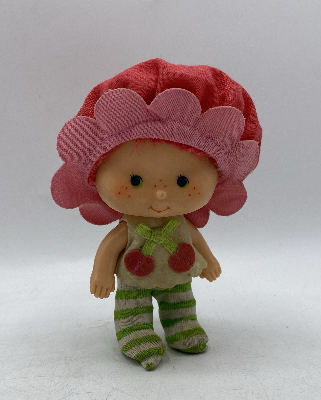 Vintage 1979 ‘Cherry Cuddler’ Strawberry Shortcake Toy Cute Doll Figure Kenner