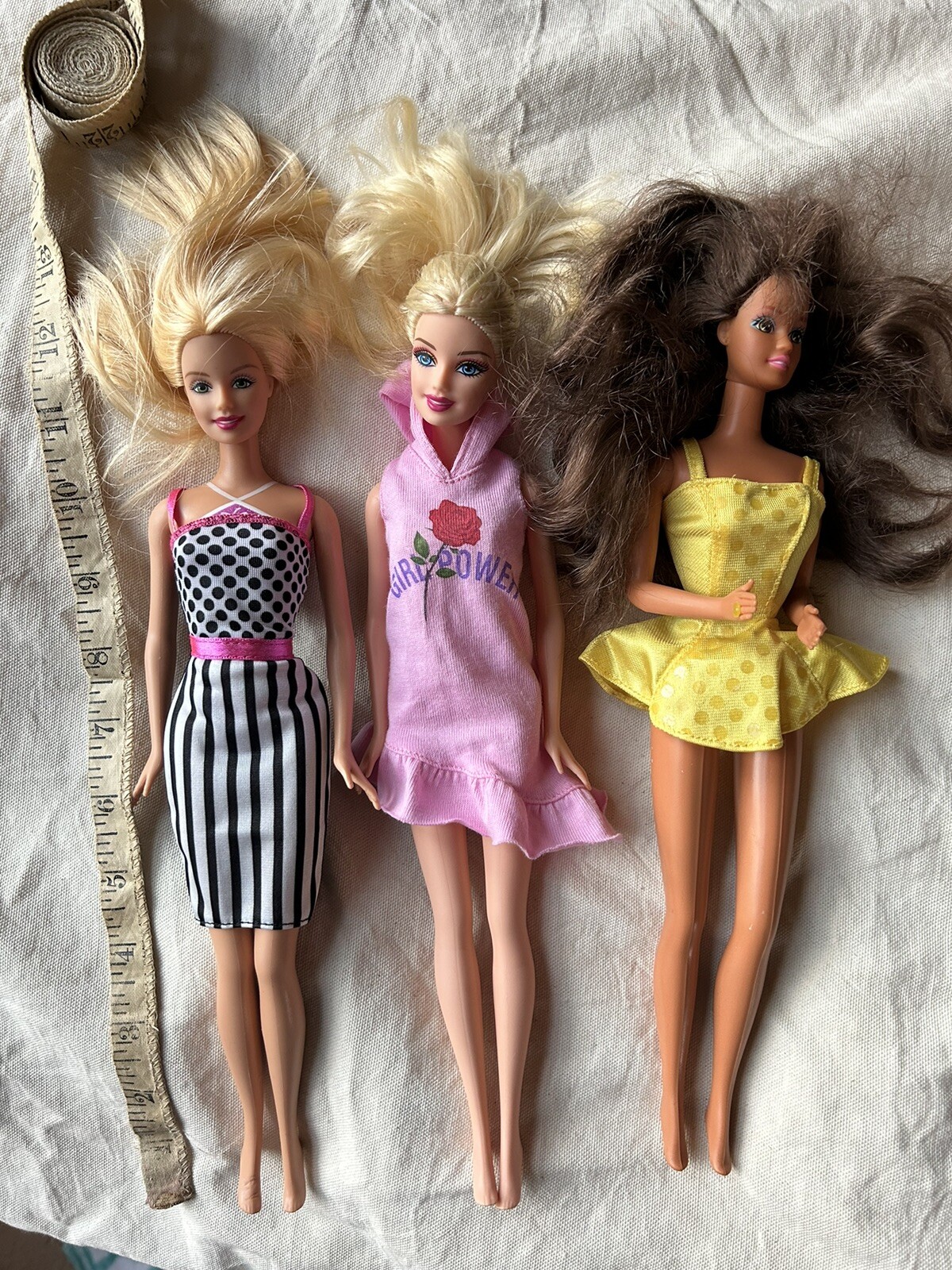 BARBIE lot of 3 Mattel 1998 1990 blonde & brown hair with clothes Great starter
