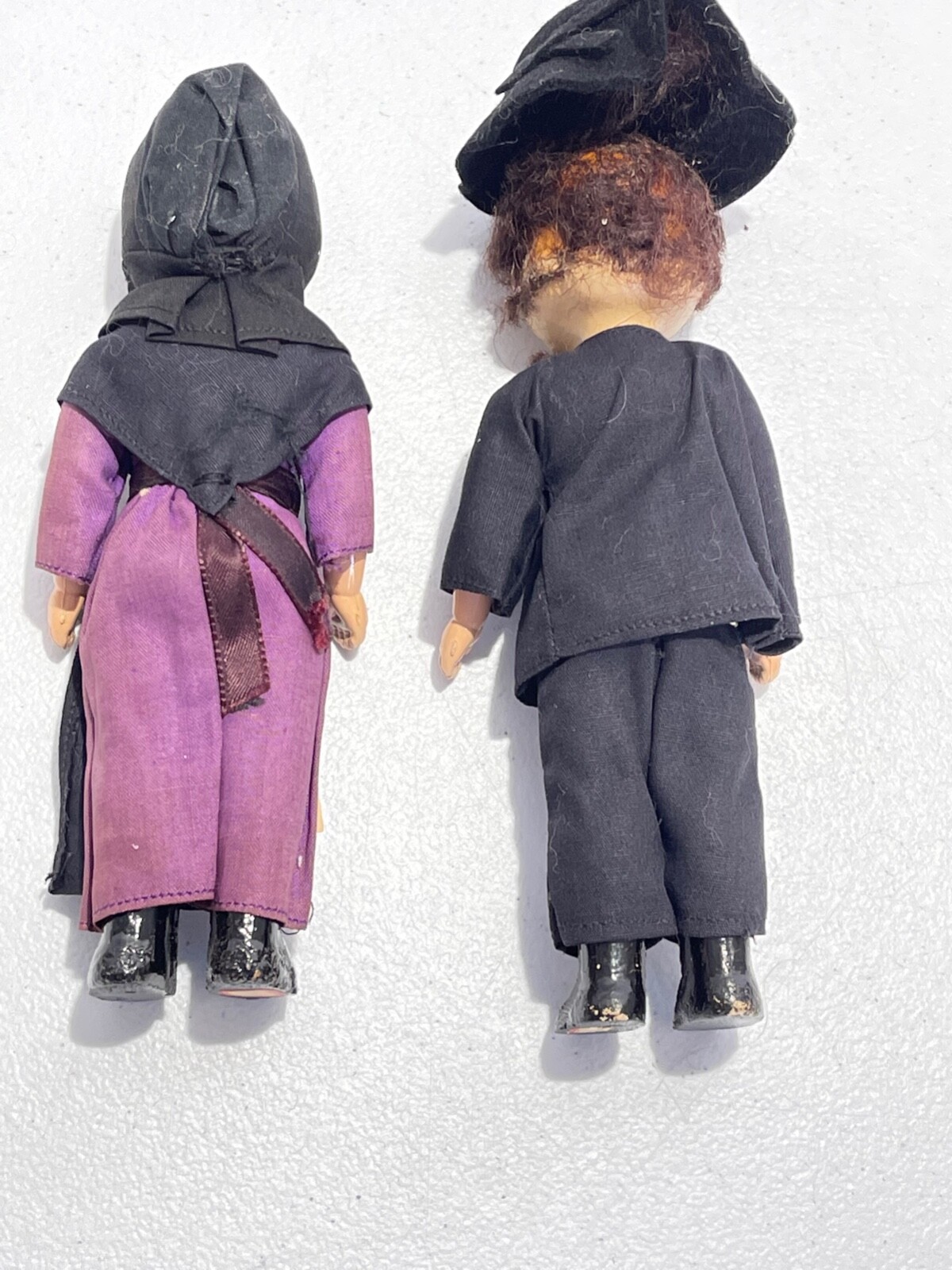 VINTAGE HARD PLASTIC AMISH DOLLS BLACK & PURPLE DRESS HAND PAINTED FACE