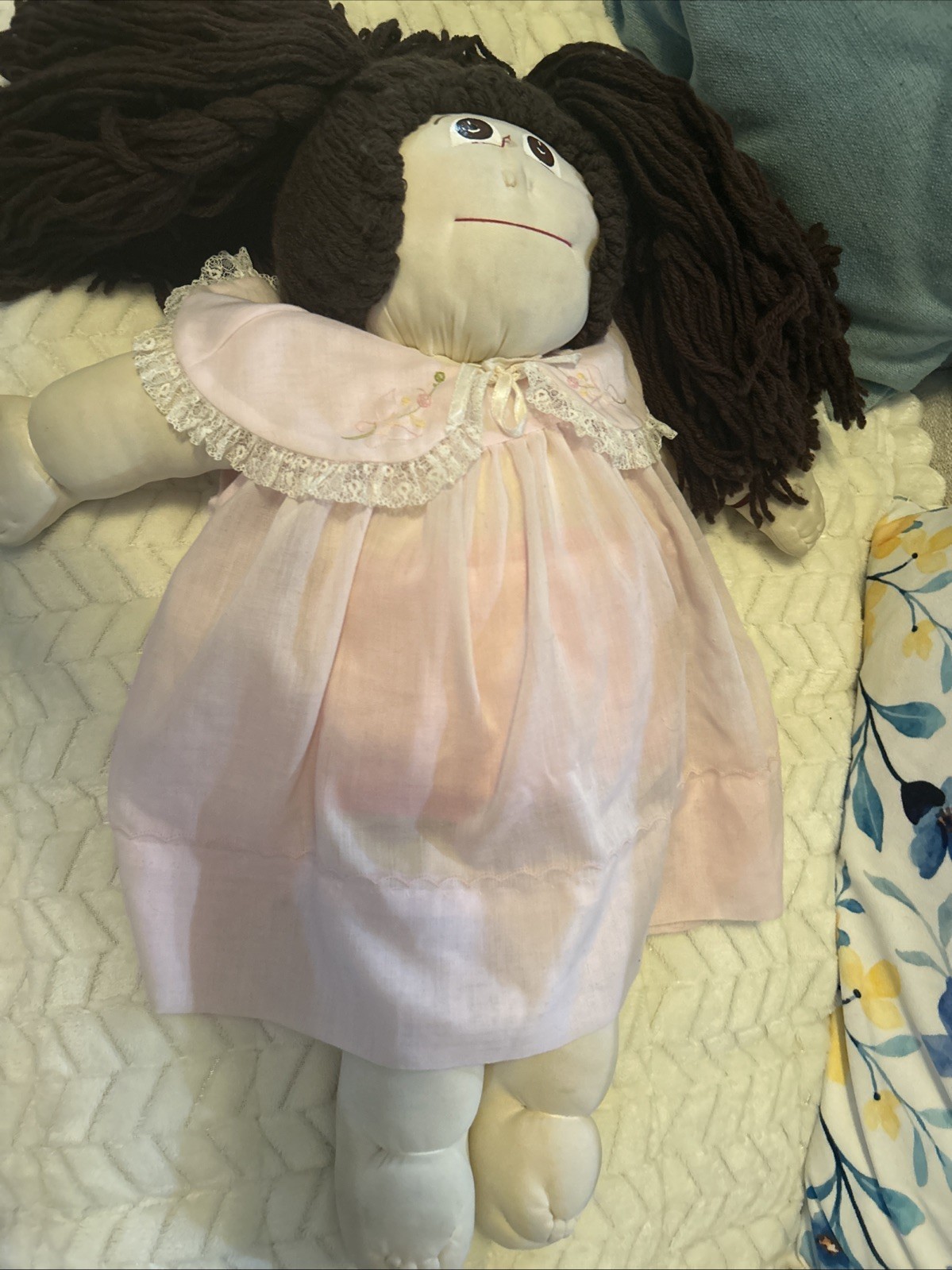 Vintage Handmade Cloth 21″ Cabbage Patch Like Doll Brown Yarn Hair Collectible