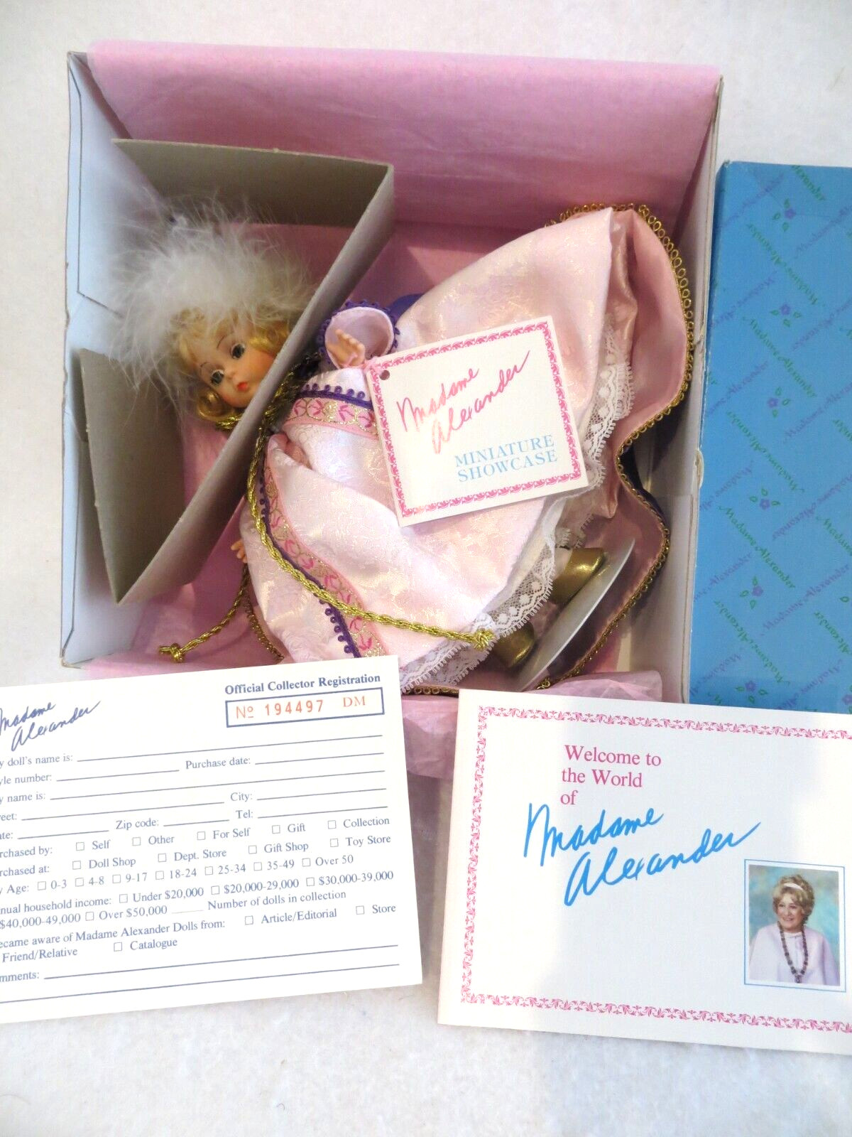 Madame Alexander Doll 8″ CAMELOT IN COLUMBIA w/ Tag, Box, Stand – Clean
