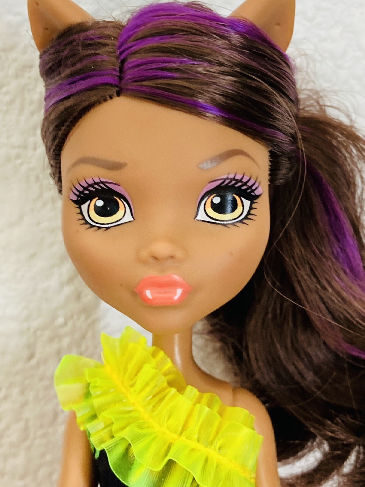 Monster High – Shriekwrecked – Clawdeen Wolf – Re-Dressed + Shoes