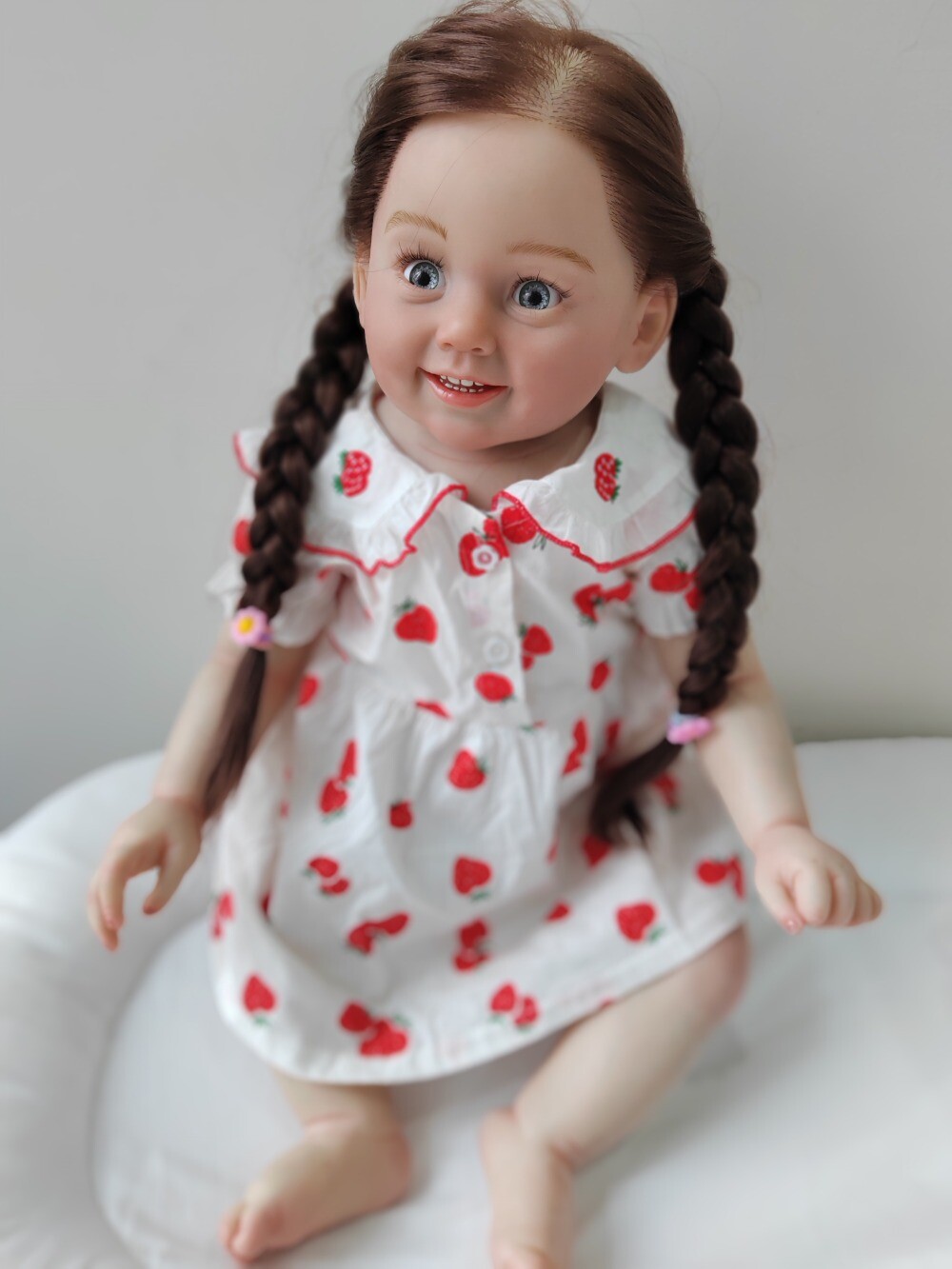 Lifelike Girl Reborn Dolls 28inch Toddler Hand-Rooted Hair Lovely Birthday Gift