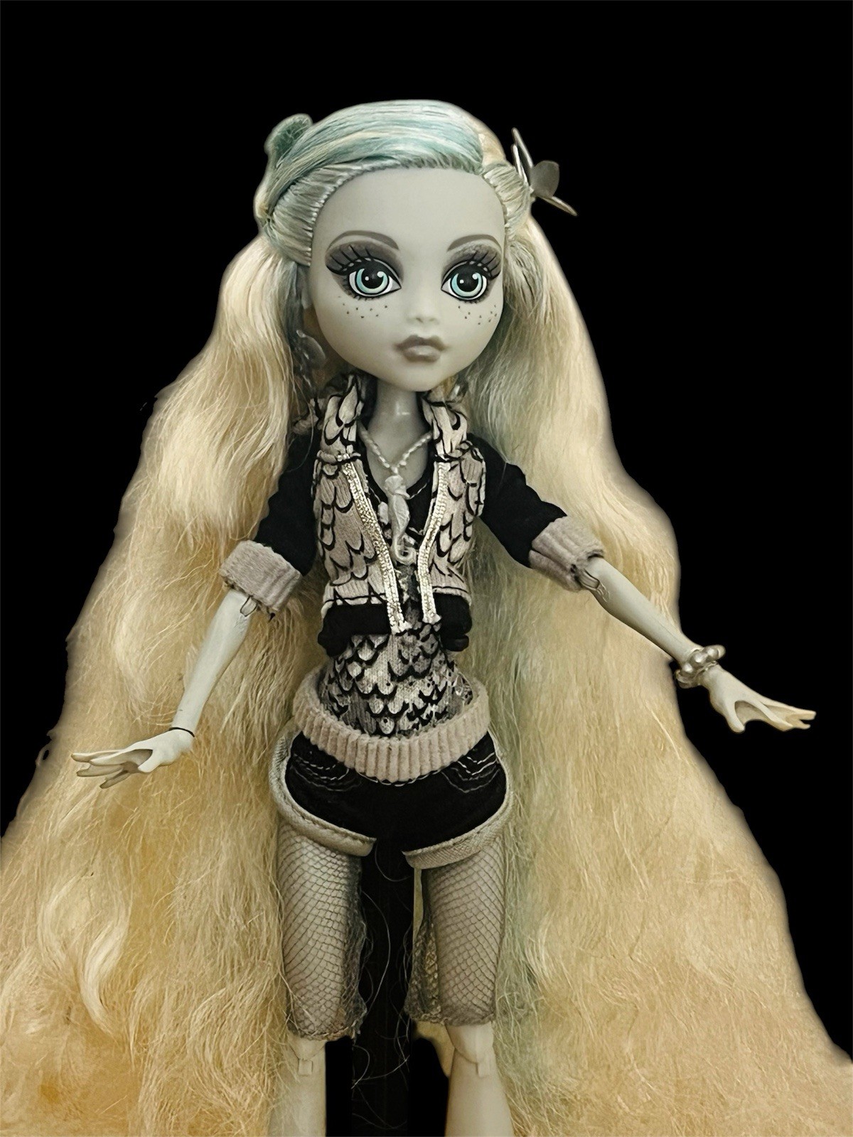 Monster High Reel Drama Lagoona Blue Fashion Doll
