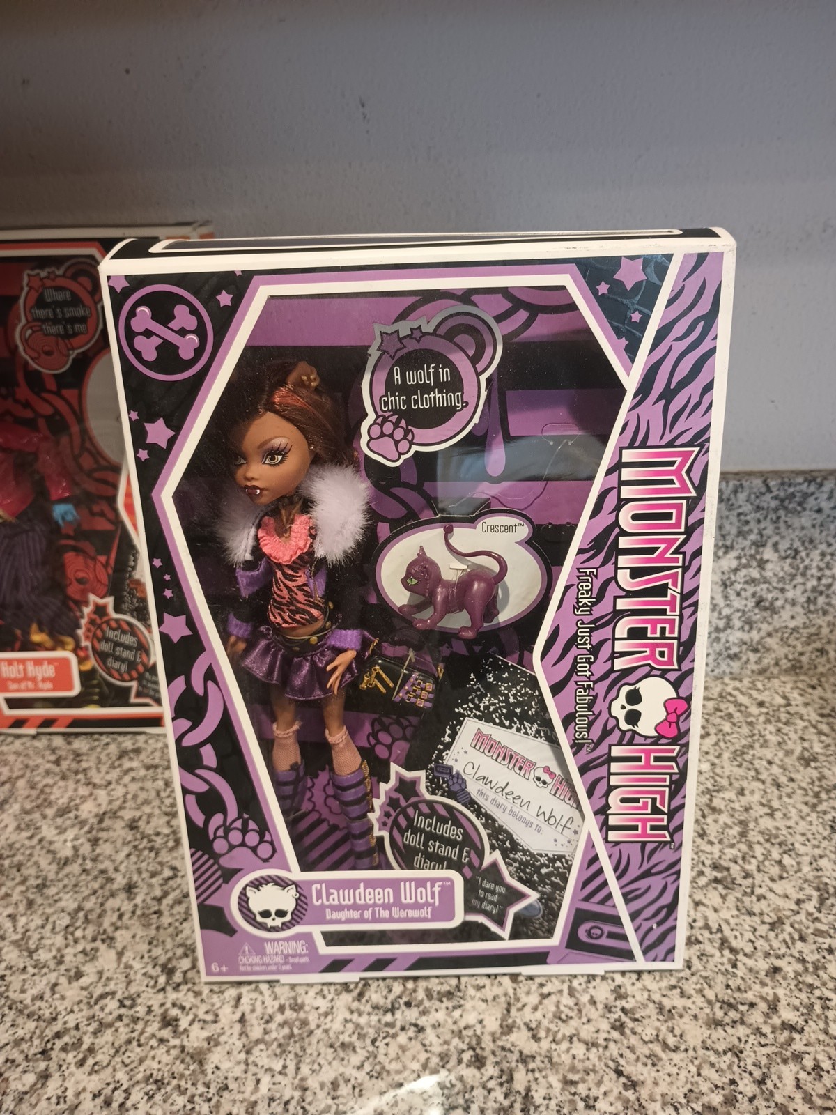 Monster High Clawdeen Wolf Doll Pet & Diary 2009 Original Costume Human Hands