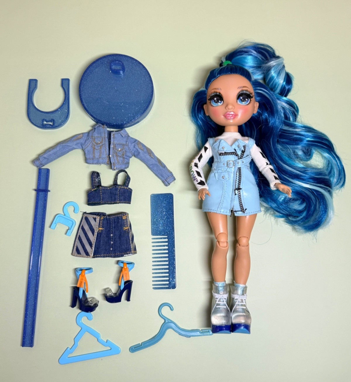 Rainbow High Series 1 Skylar Bradshaw Fashion Doll with Accessories