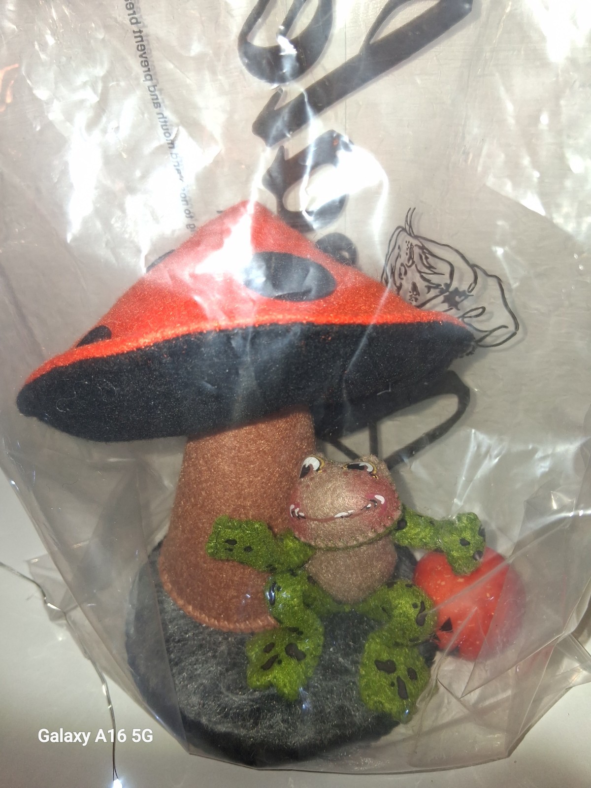 ANNALEE NEW Harvest Toad Figurine under Mushroom w/ Jack-O’-Lantern 3in 2025