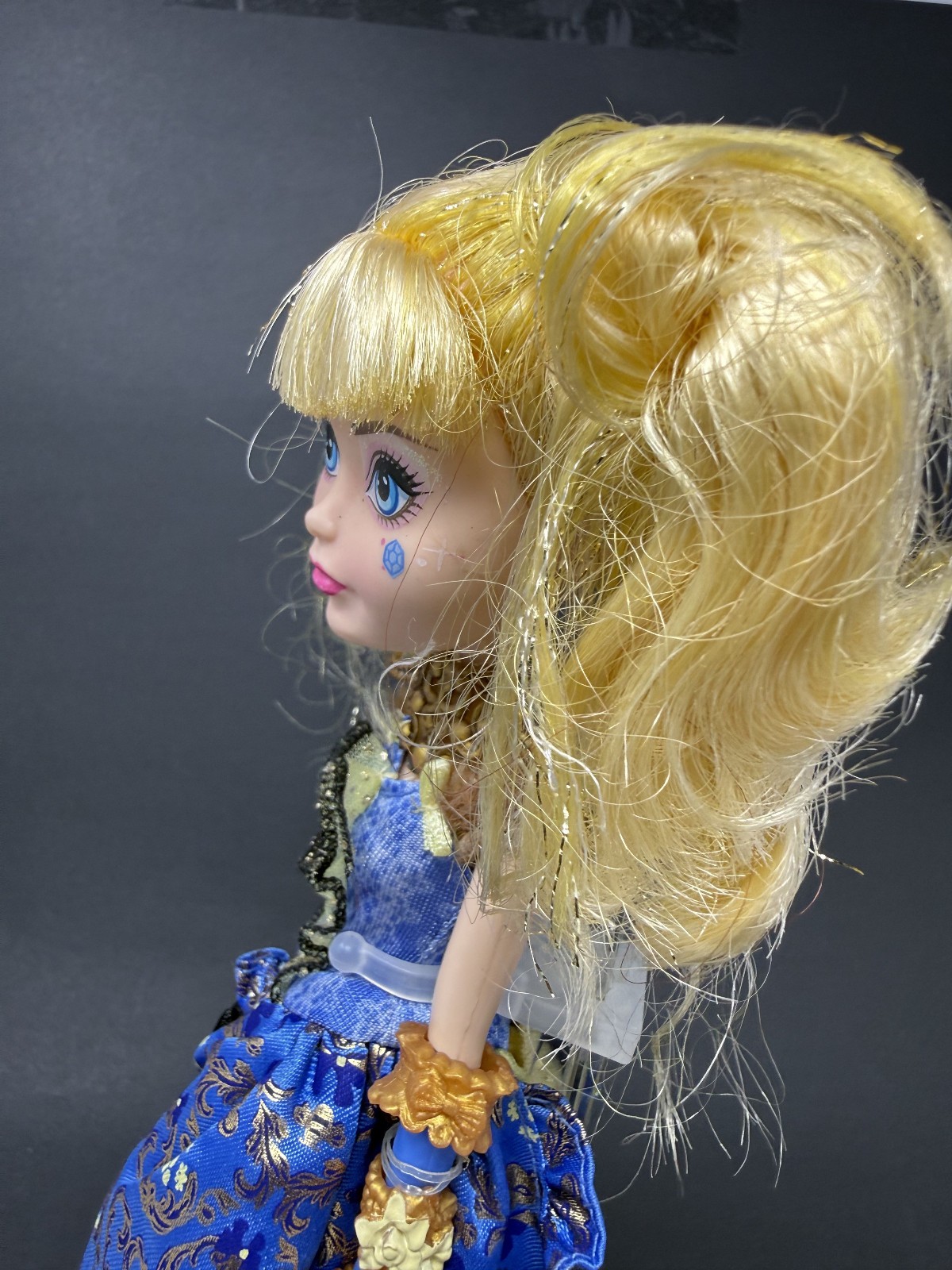 Ever After High Doll Blondie Locks Thronecoming Doll