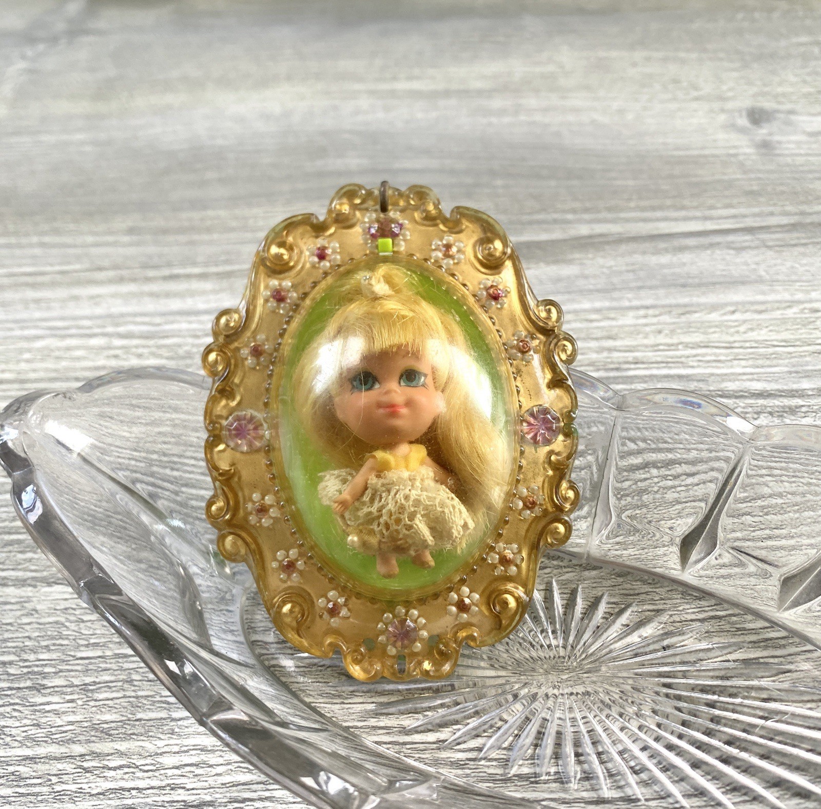 Vintage LUCKY LOCKET KIDDLE by Mattel 1966 Doll Toy Gold Cameo Necklace