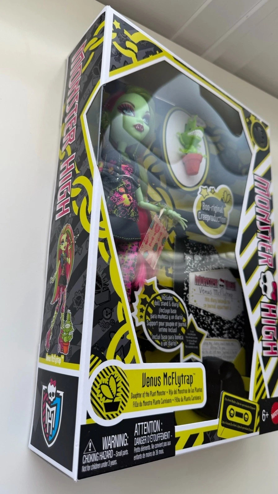 Monster High 2026 Creeproduction Wave 4 Fashion Doll VENUS – In Hand – Free Ship